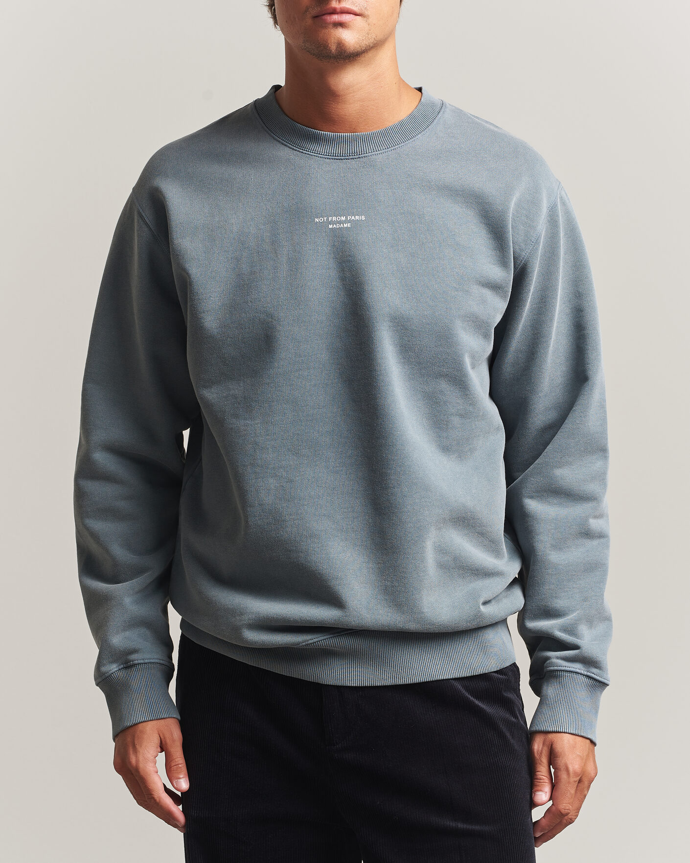 Men | Sweaters & Knitwear | Drôle de Monsieur | Classic Slogan Sweatshirt Dark Grey