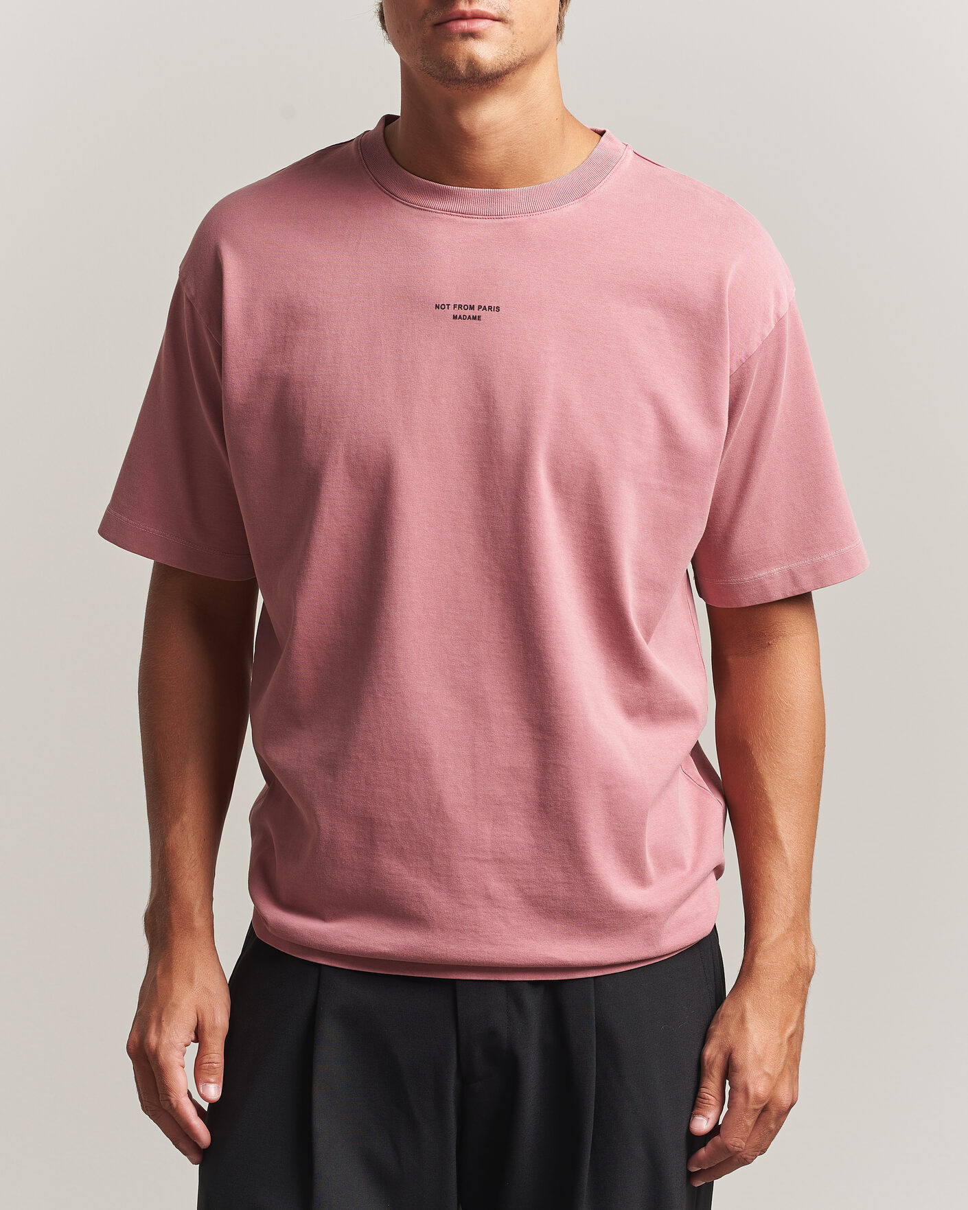 Men | T-Shirts | Drôle de Monsieur | Classic Slogan T-Shirt Dark Pink