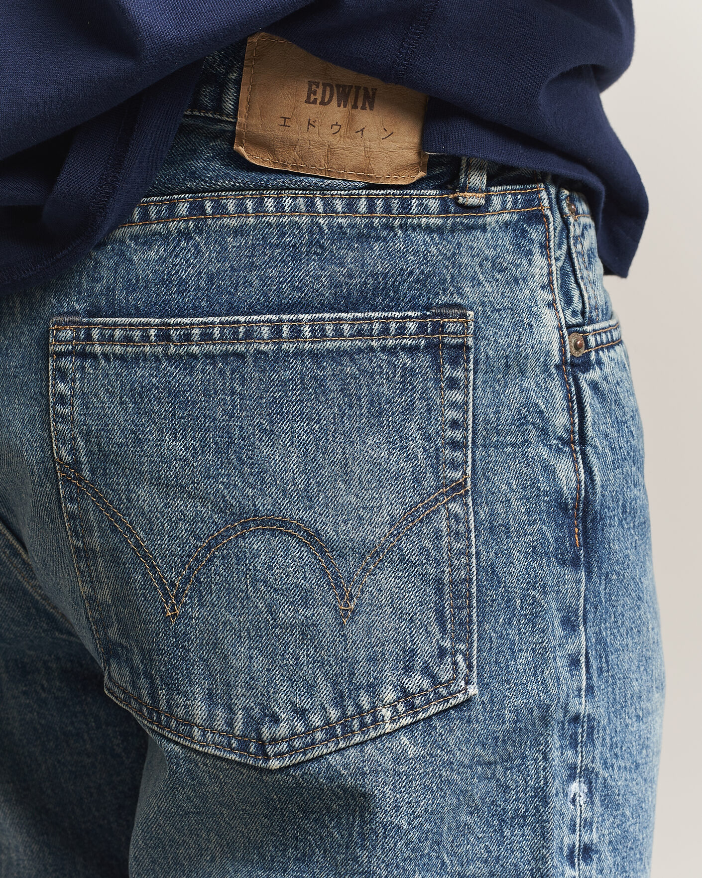 Men | Trousers | EDWIN | Loose Straight Rainbow Selvage Jeans Mid Used
