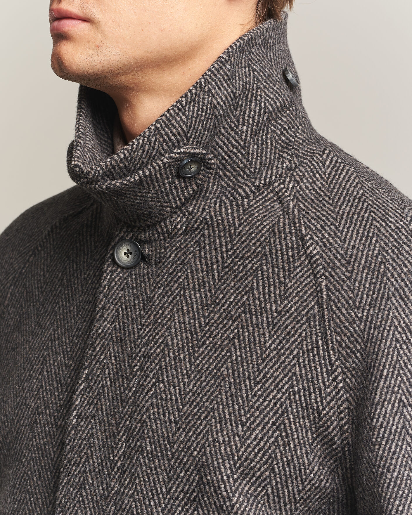 Men | Coats & Jackets | Eton | Wool/Cashmere Herringbone Raglan Coat Dark Brown