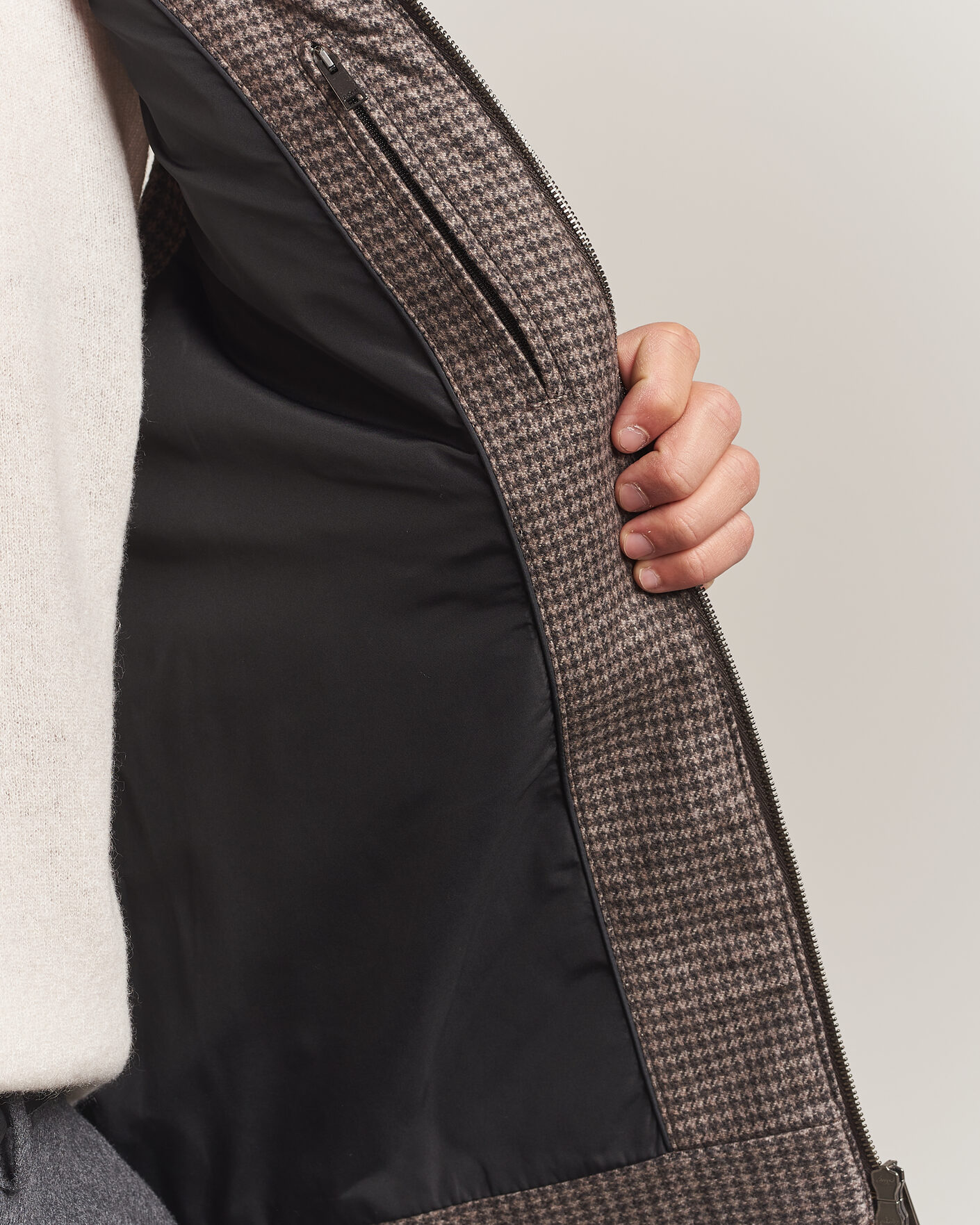 Men | Gilets | Eton | Wool/Cashmere Padded Vest Brown