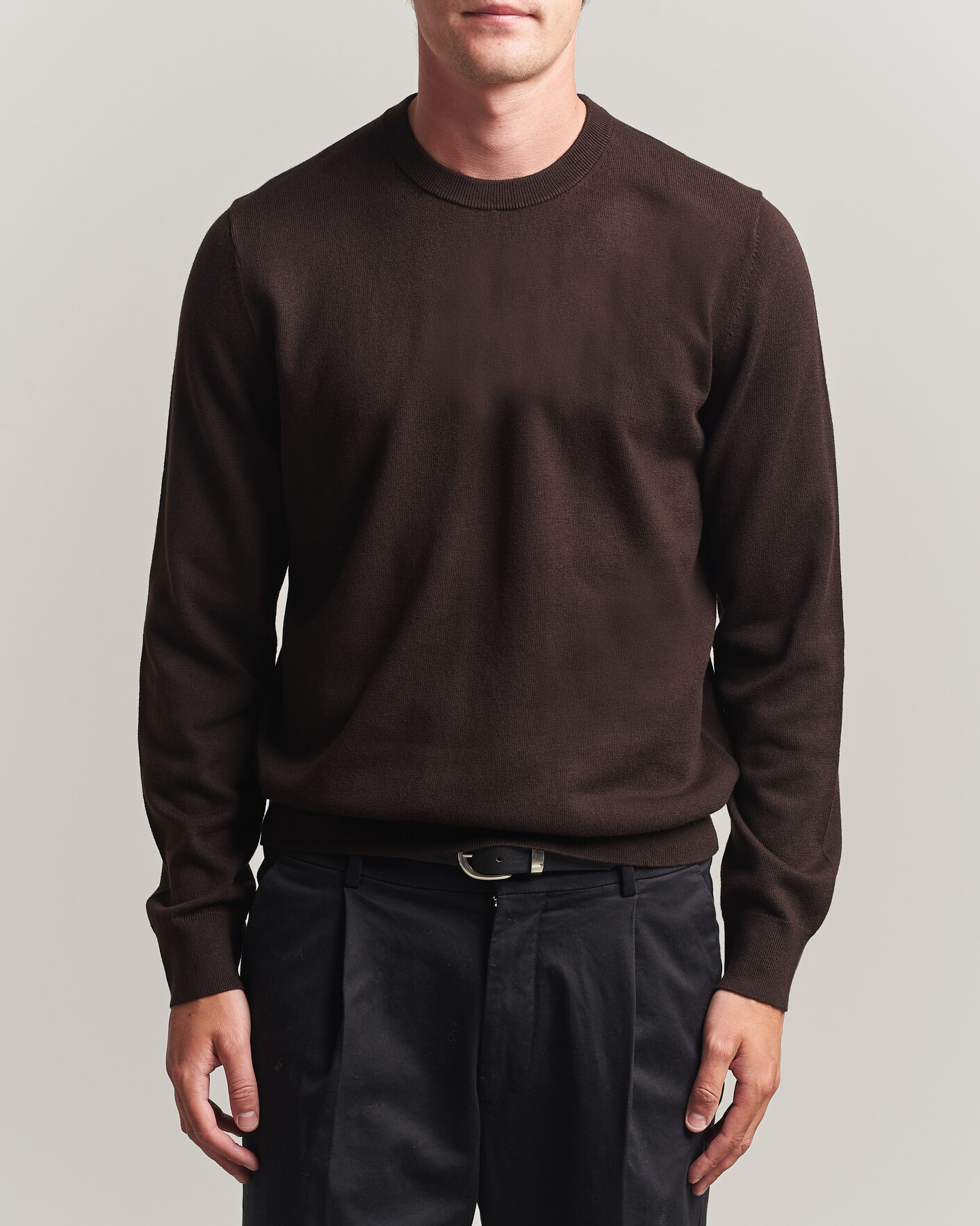 Men | Sweaters & Knitwear | Filippa K | Cotton Merino Knitted Sweater Dark Chocolate
