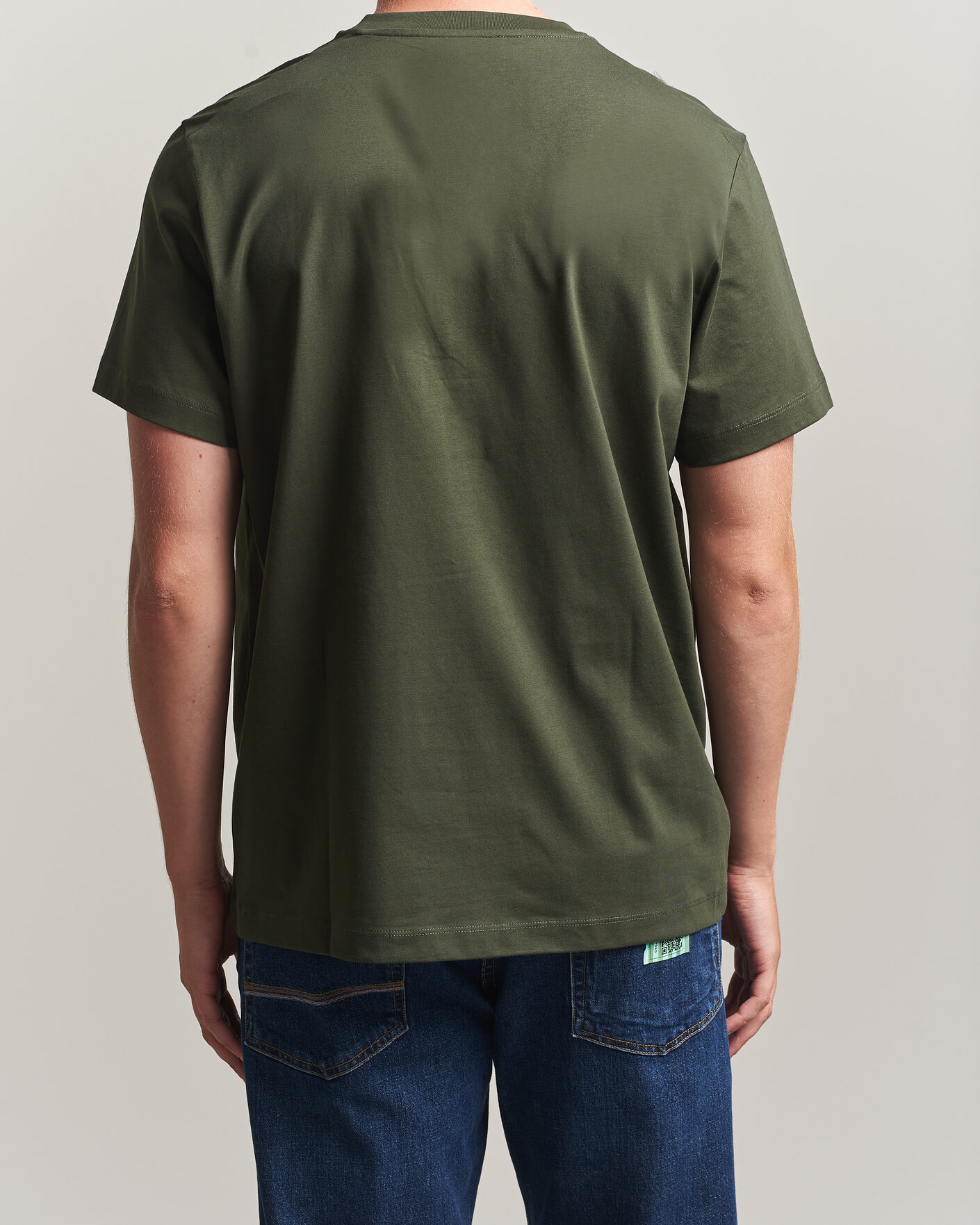 Men | T-Shirts | Filippa K | Filip Crew Neck T-Shirt Night Green