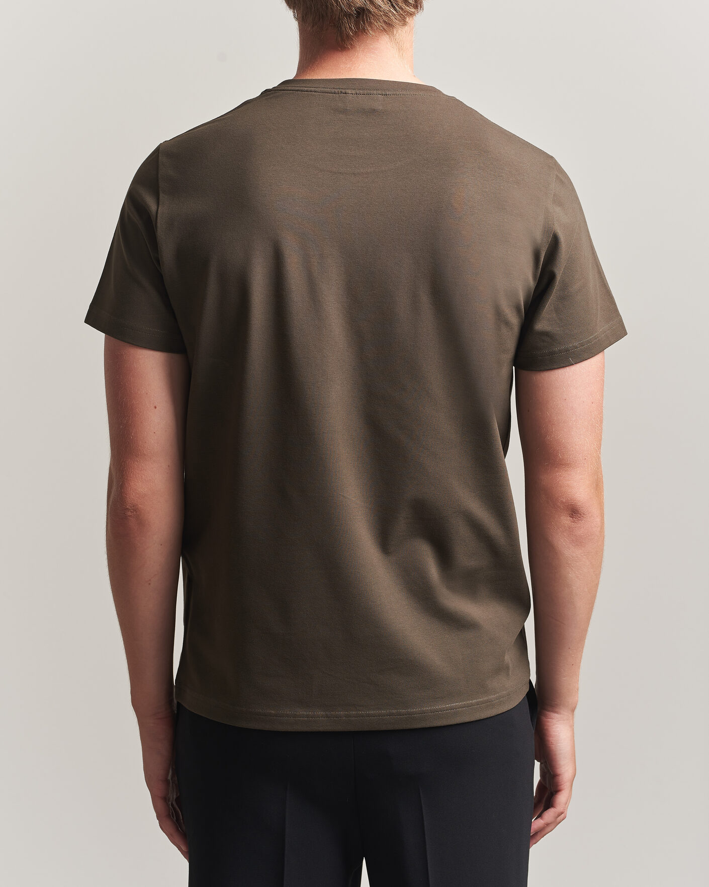Men | T-Shirts | Filippa K | Soft Lycra T-Shirt Ebony Brown