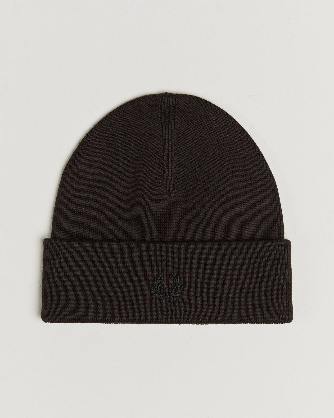 Men | Beanies | Fred Perry | Merino Wool Beanie Rich Brown