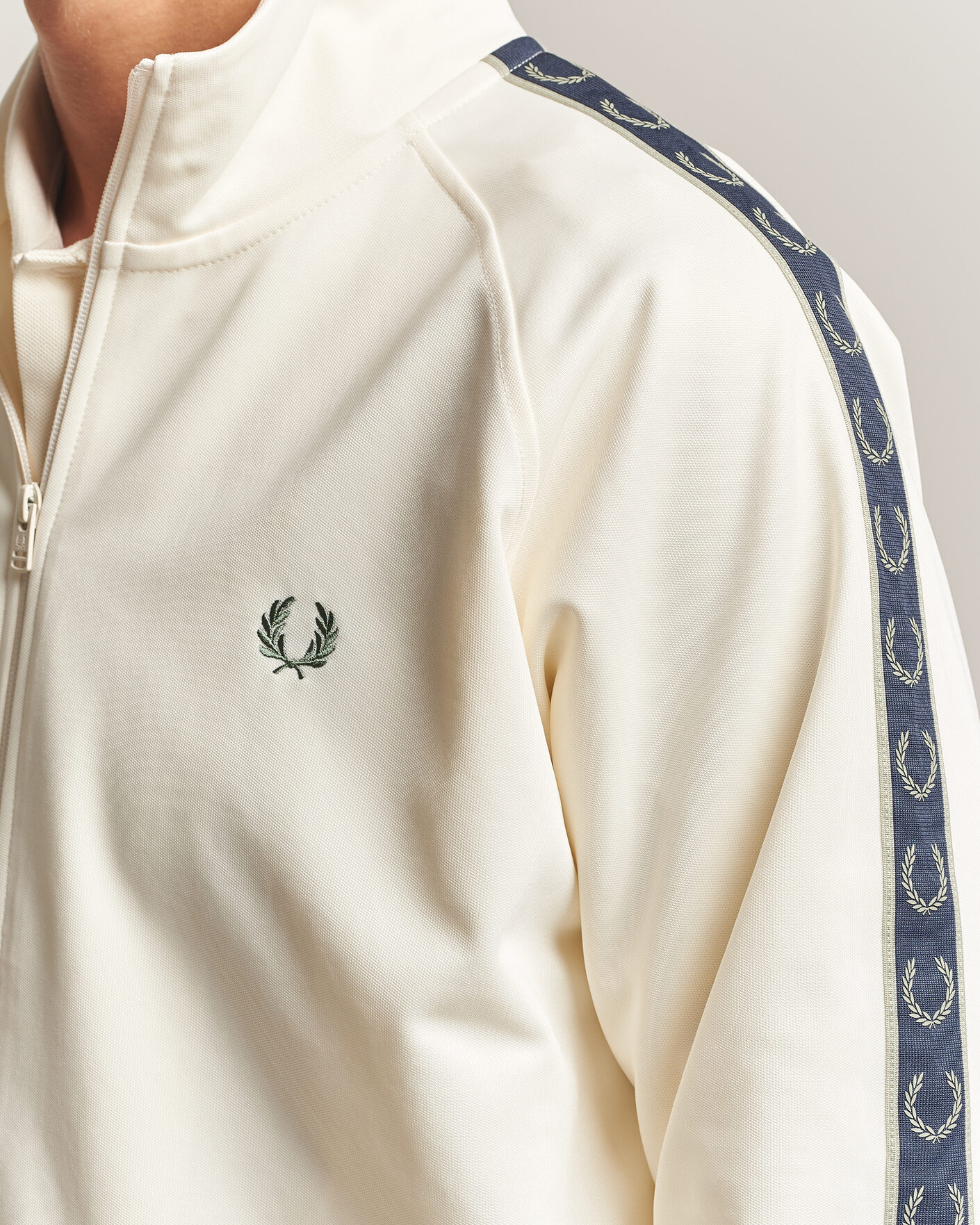 Men | Sweaters & Knitwear | Fred Perry | Taped Track Jacket Ecru