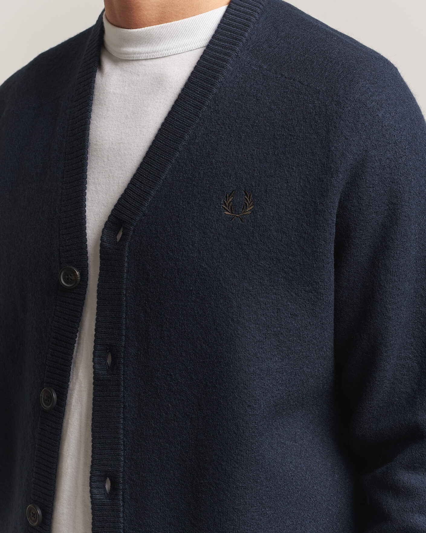 Men | Sweaters & Knitwear | Fred Perry | Wool Saddle Sleeve Cardigan Navy