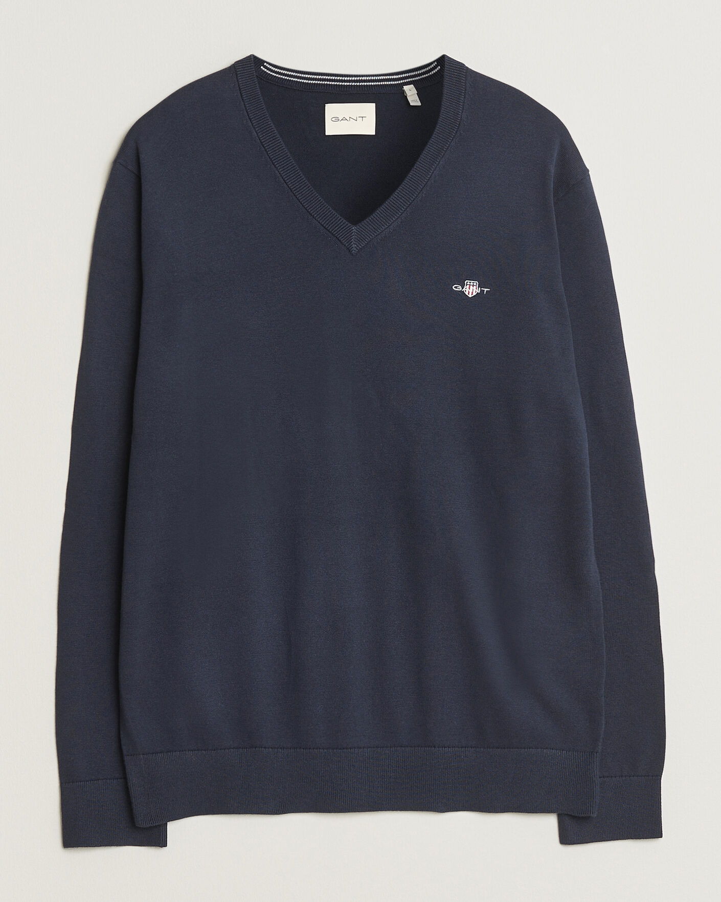 Men | Sweaters & Knitwear | Gant | Classic Cotton V-Neck Evening Blue