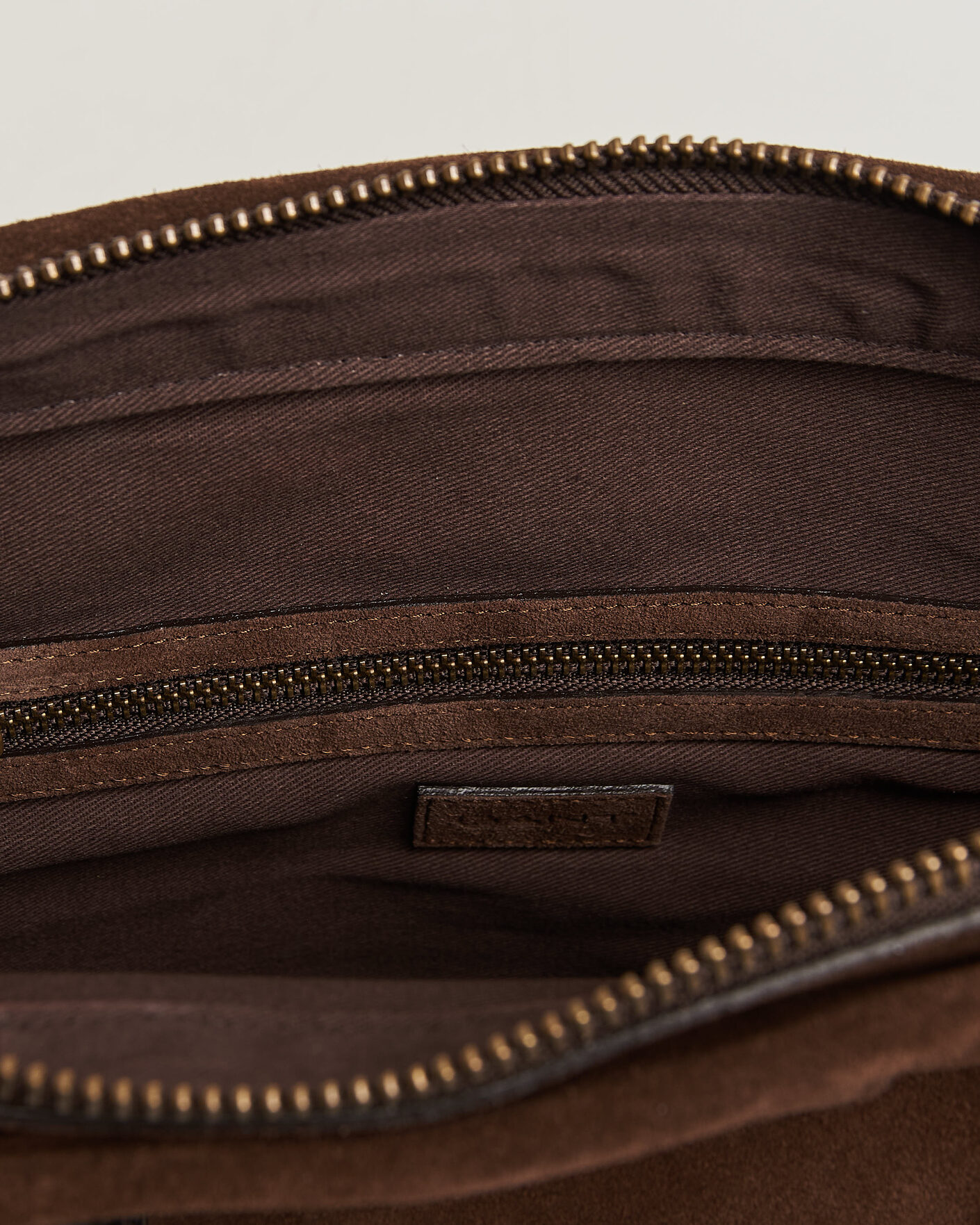 Men | Bags | Gant | Suede Commuter Bag Soil Brown