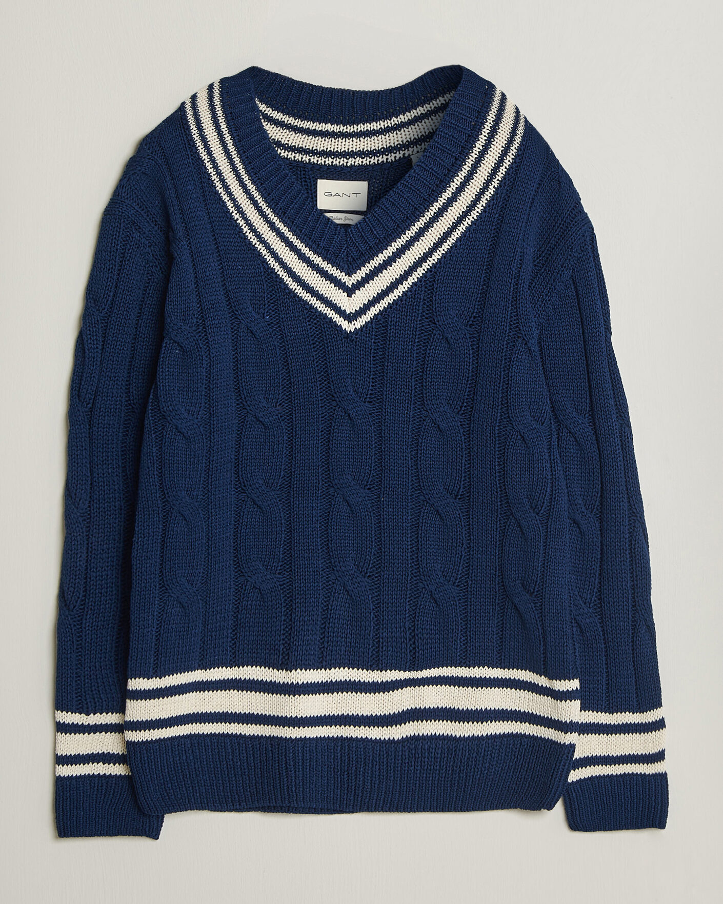 Men | Sweaters & Knitwear | Gant | Mercerized Cotton Knitted Cable V-Neck Persian Blue
