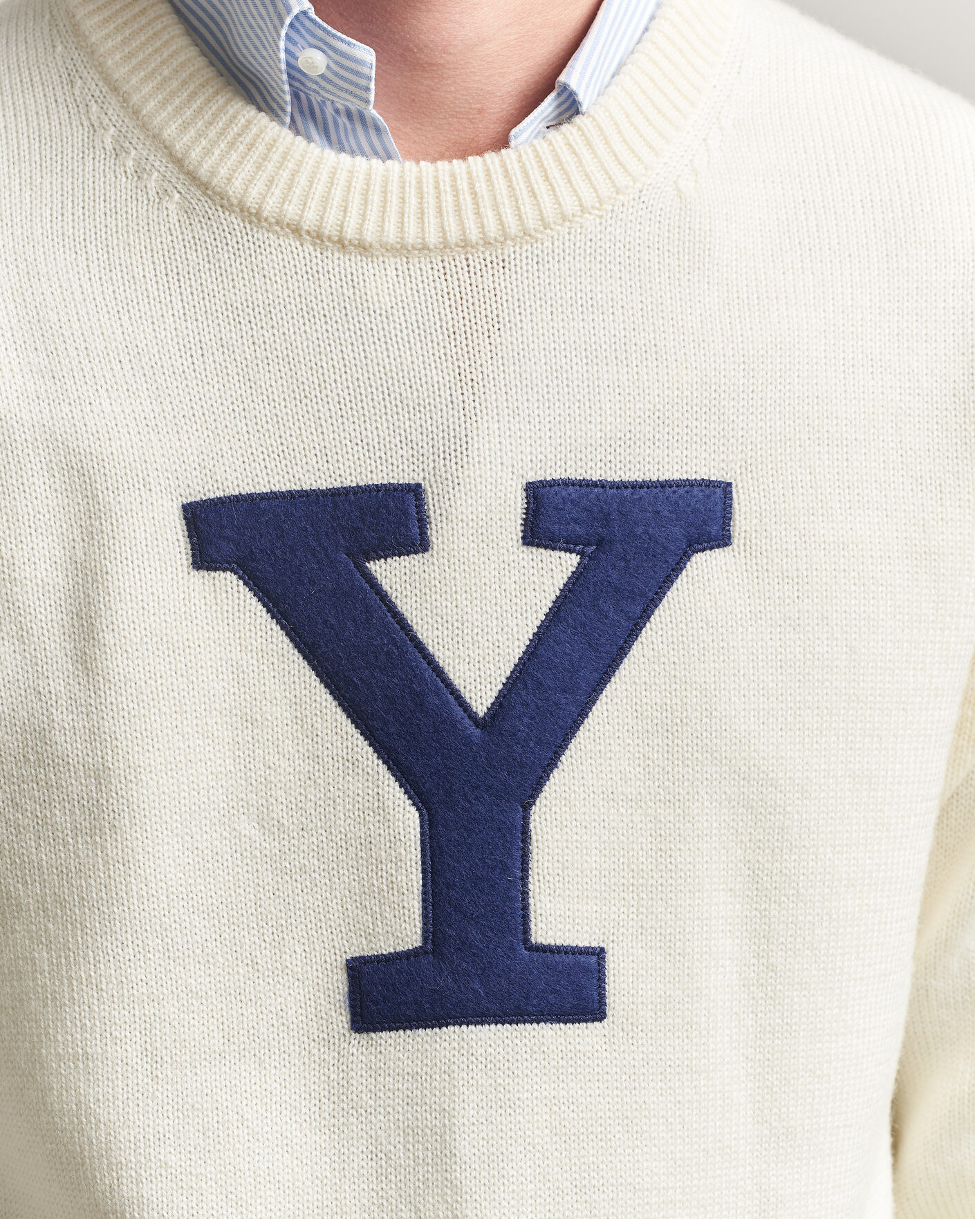 Men | Sweaters & Knitwear | Gant | YALE Merino Crew Neck Cream