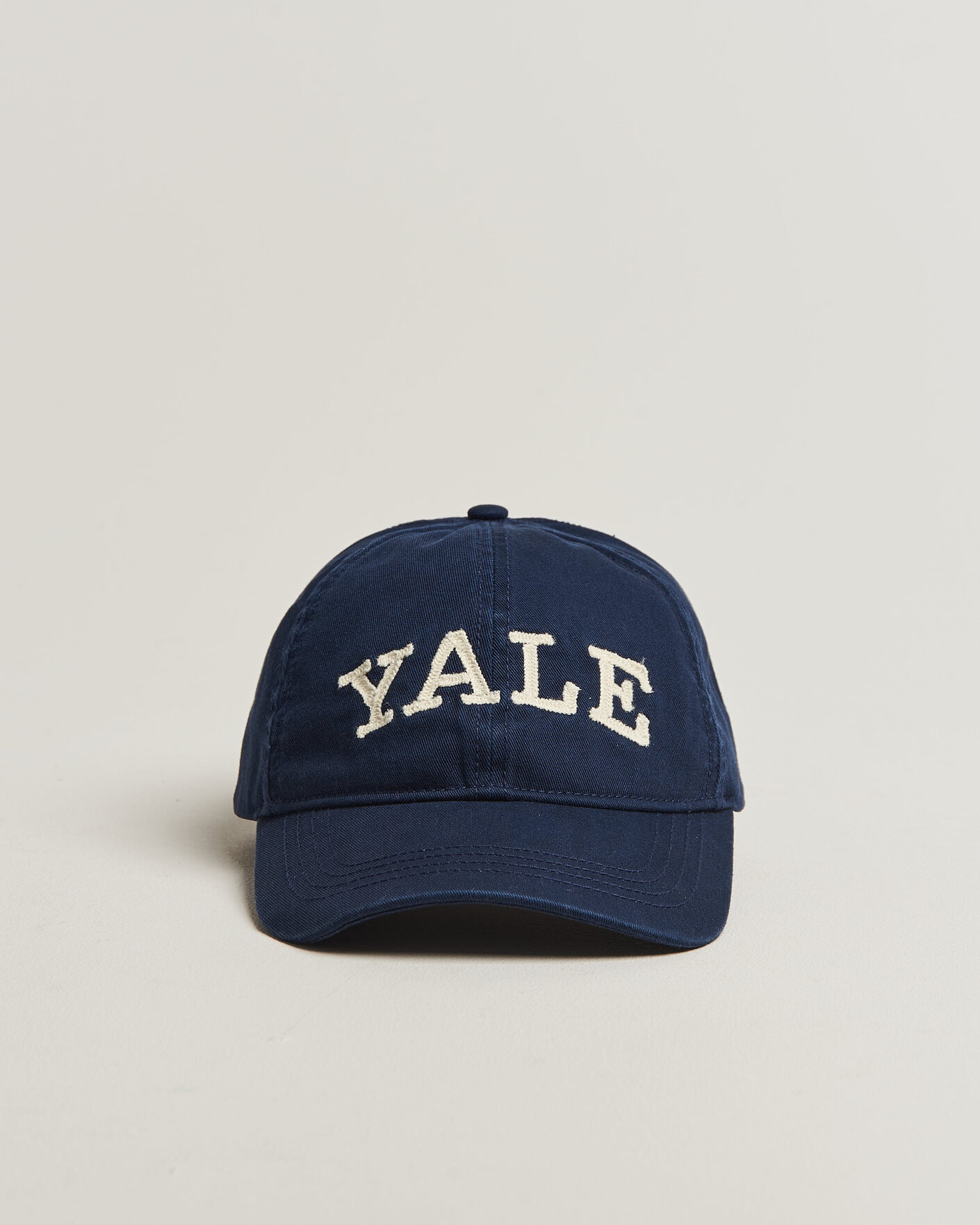Men | Hats & Caps | Gant | YALE Heavy Washed Cotton Twill Cap Marine