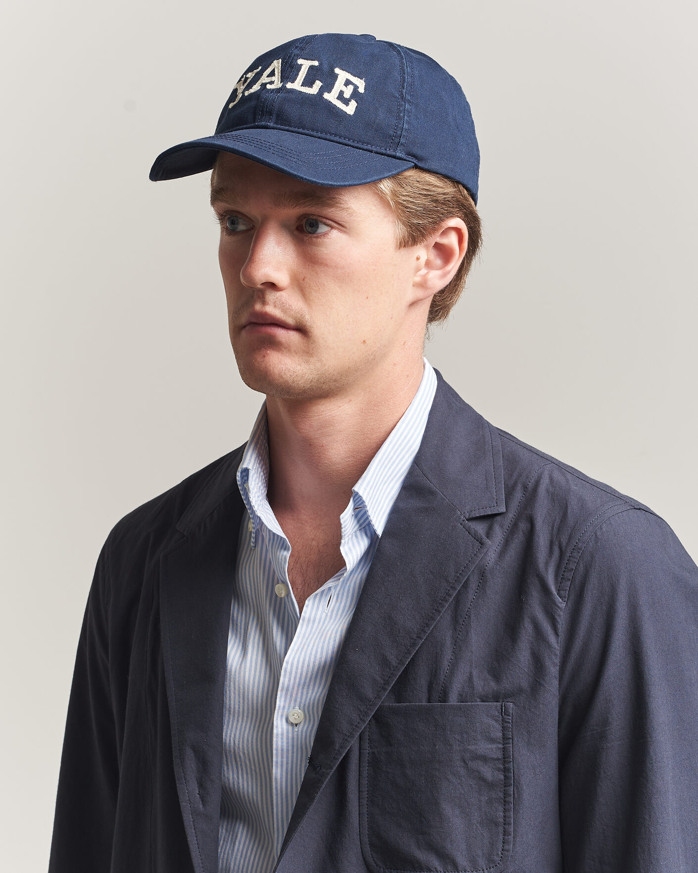 Men | Hats & Caps | Gant | YALE Heavy Washed Cotton Twill Cap Marine