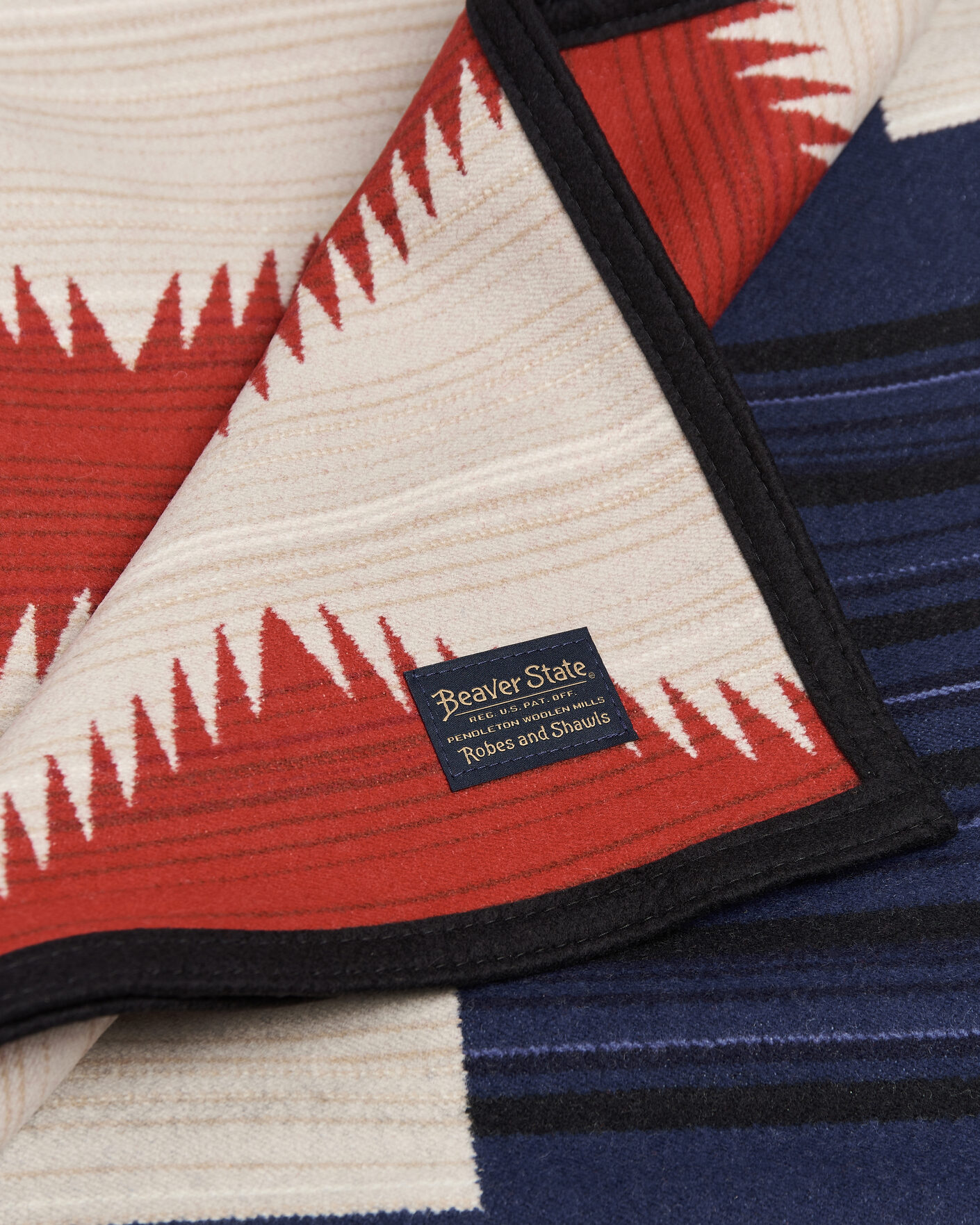 Men | Home | Pendleton | Jacquard Unnapped Robe Brave Star
