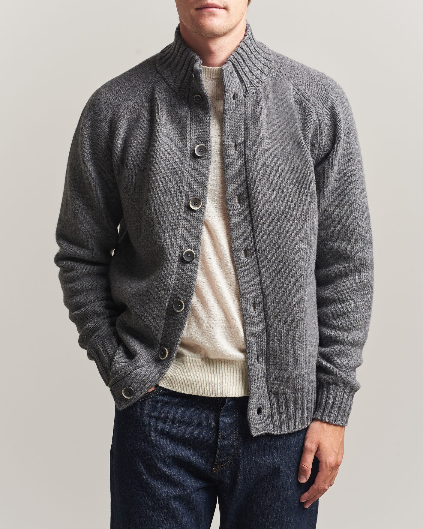 Men | Sweaters & Knitwear | Altea | Raglan Sleeve Buttoned Cardigan Grey Melange