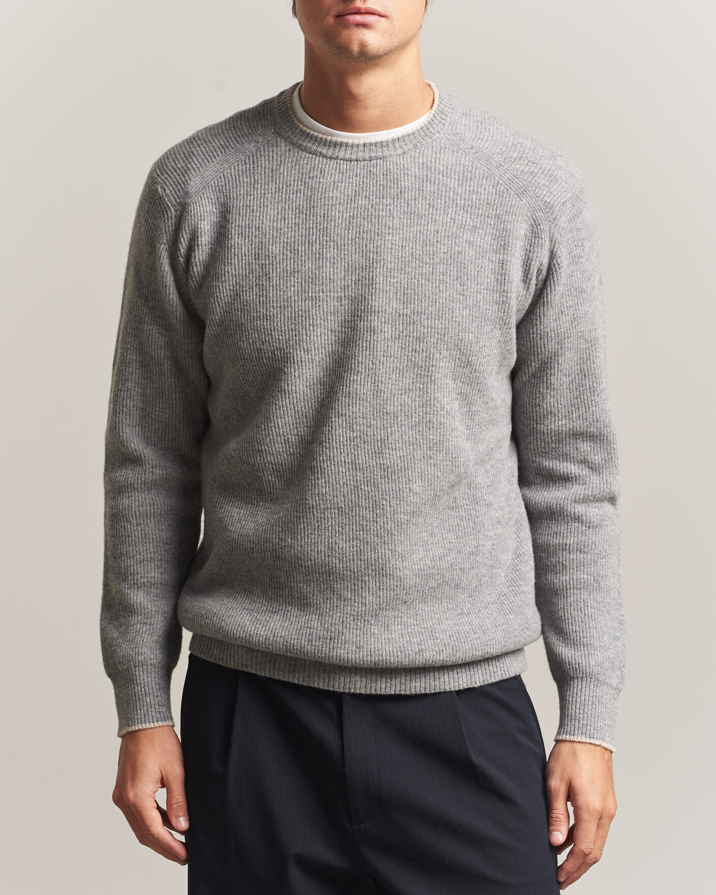 Men | Sweaters & Knitwear | Altea | Rib Wool Raglan Sweater Light Grey