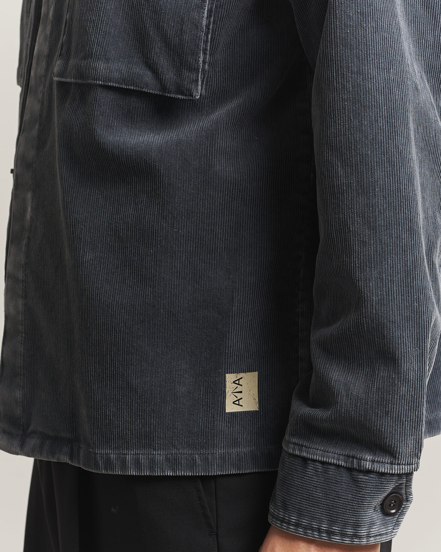 Men | Shirts | Aspesi | Double Pocket Corduroy Overshirt Washed Black