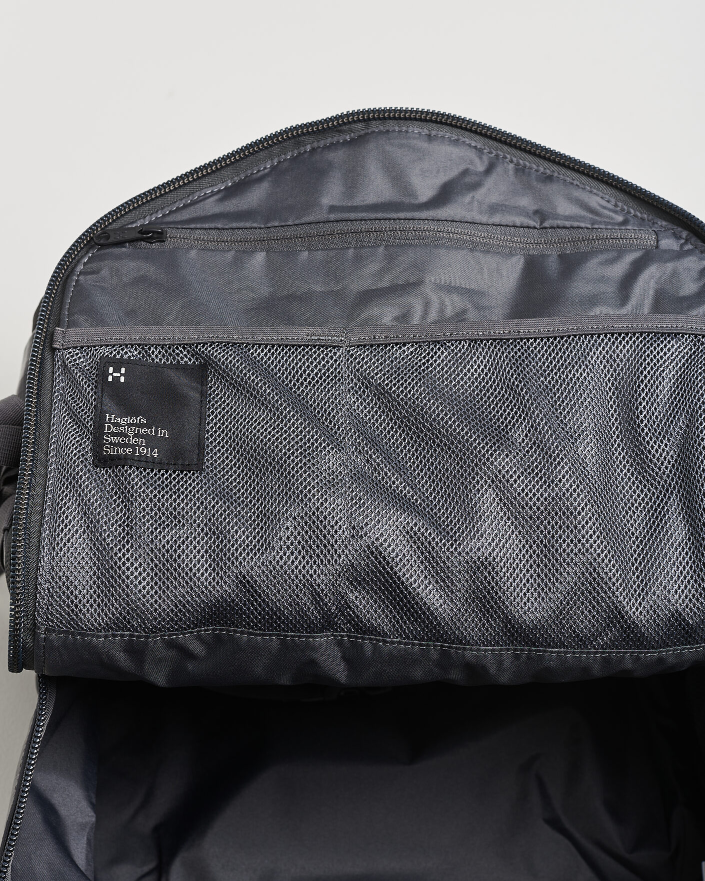 Men | Bags | Haglöfs | Magma 42L Duffle Bag True Black