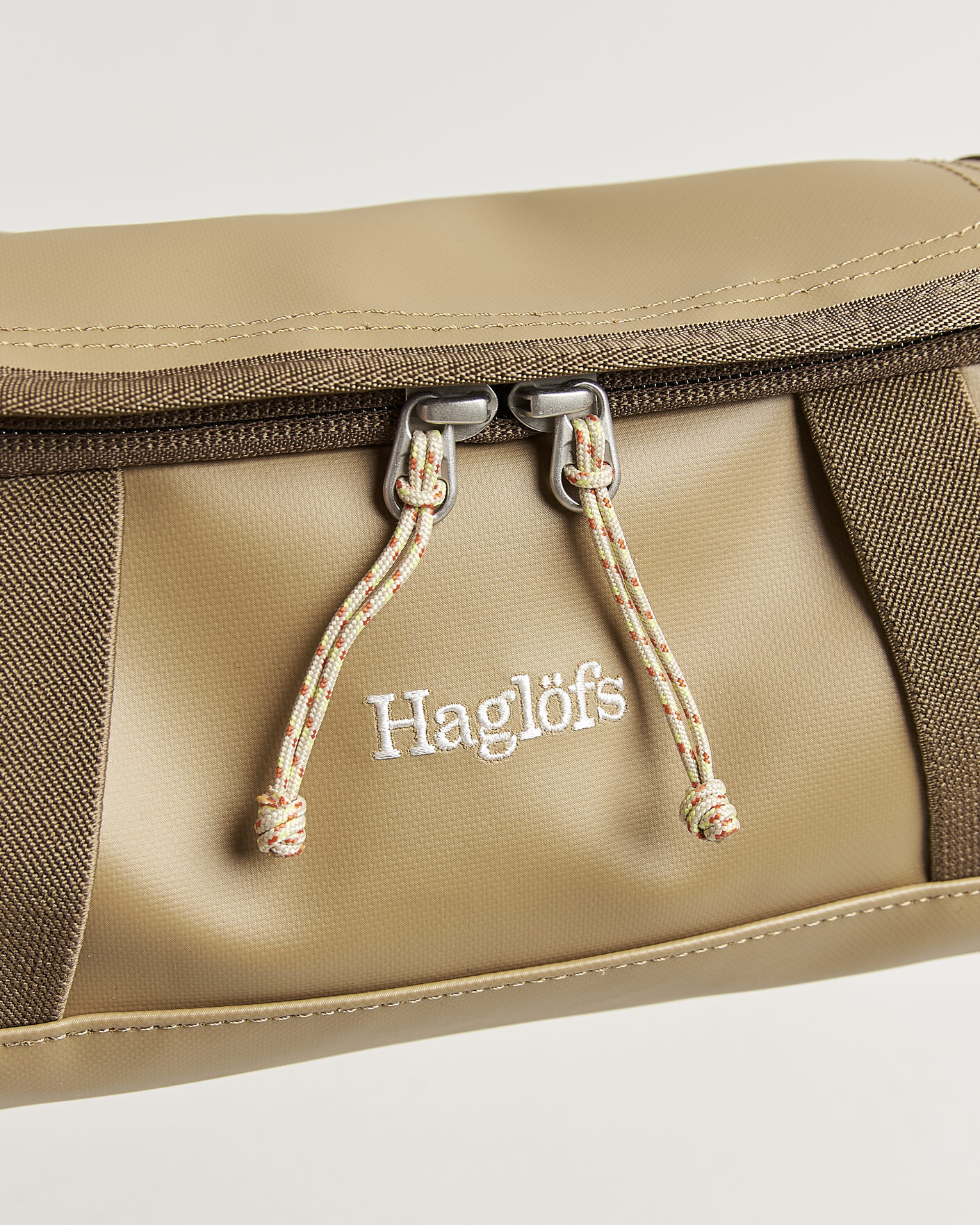 Men | Bags | Haglöfs | Lava Travel Tube Oake Brown