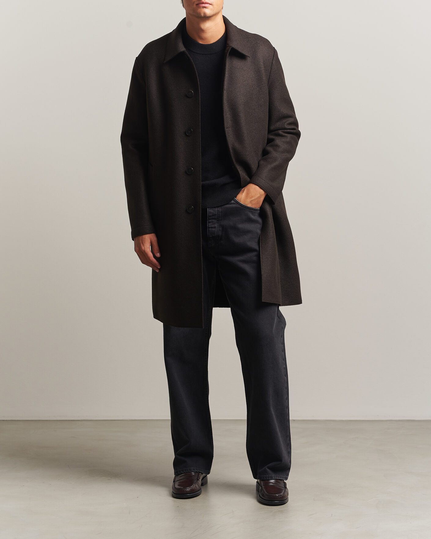 Men | Coats & Jackets | Harris Wharf London | Pressed Wool Mac Coat Dark Brown