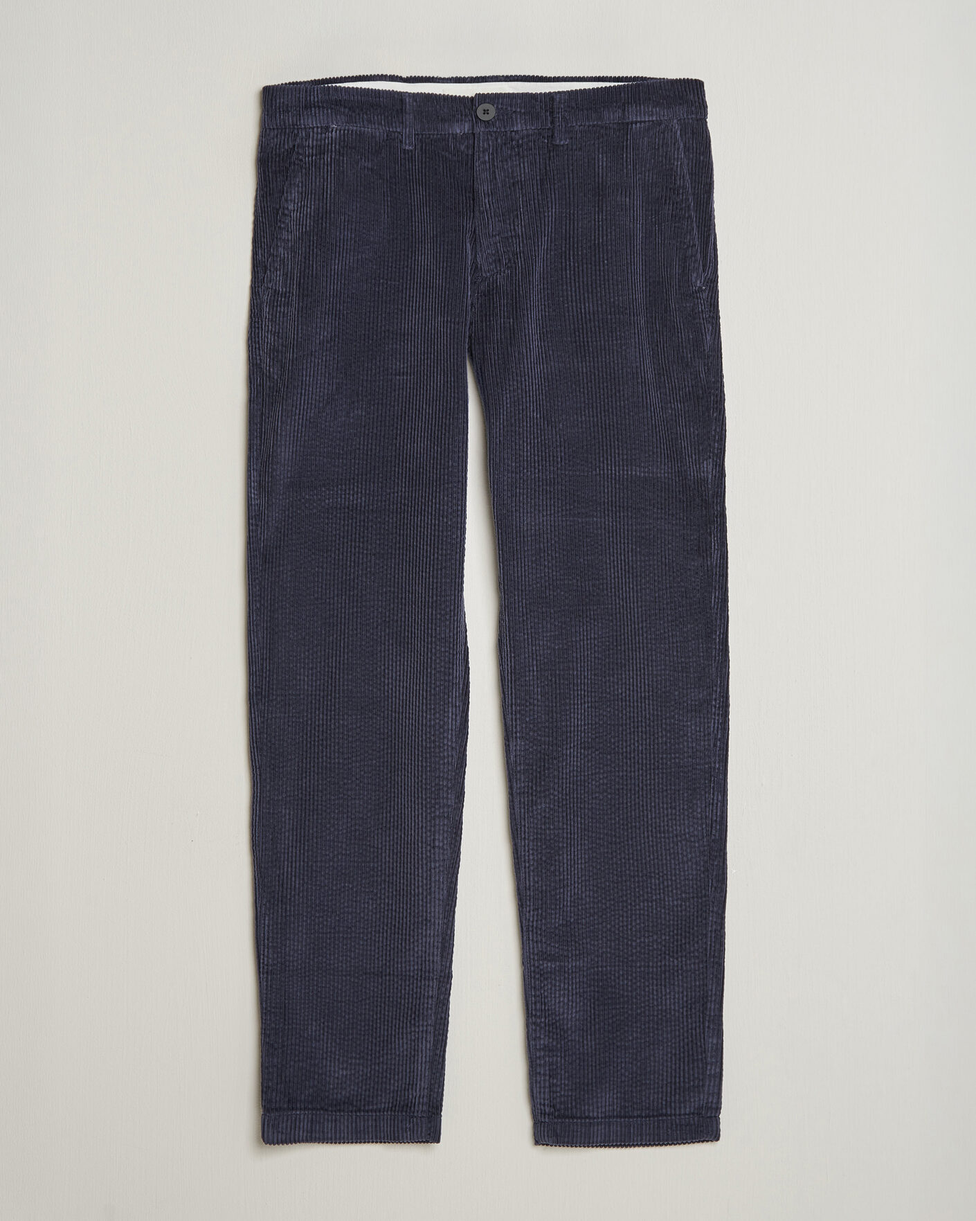 Men | Trousers | KnowledgeCotton Apparel | Chuck Regular Cord Trousers Night Sky