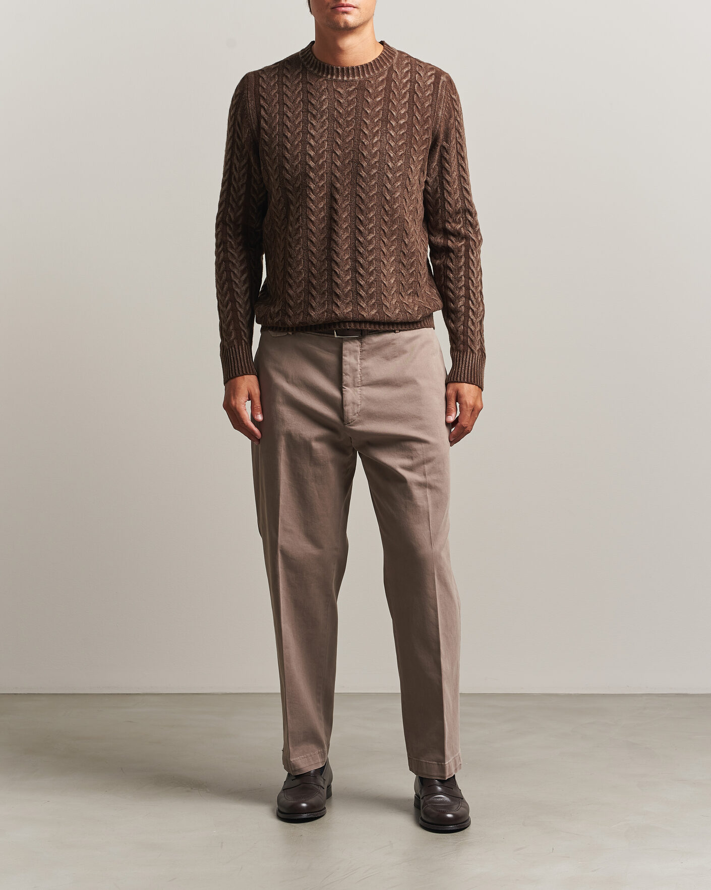 Men | Sweaters & Knitwear | Morgano | Cable Knitted Brushed Dyed Wool Crew Brown