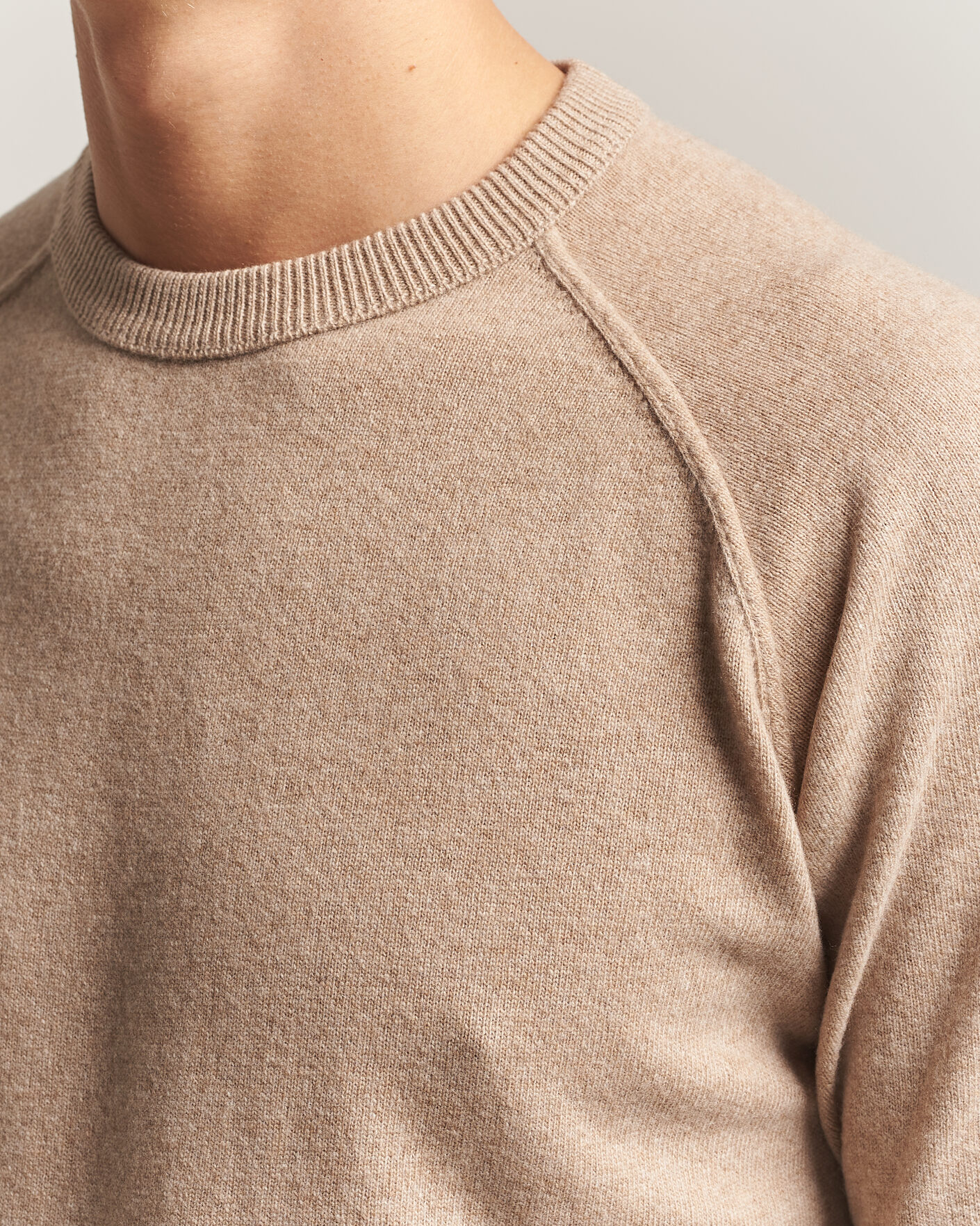 Men | Sweaters & Knitwear | Morgano | Wool/Cashmere Raglan Crew Beige