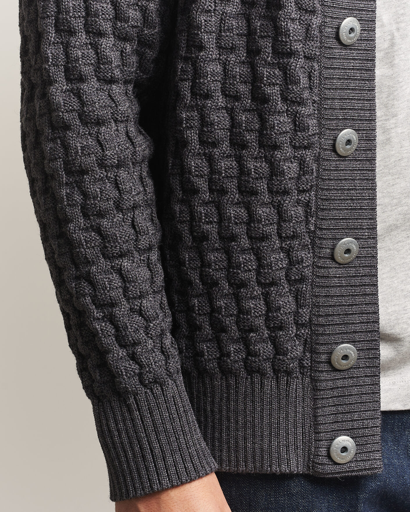 Men | Sweaters & Knitwear | S.N.S. Herning | Stark Cardigan Gneiss Grey