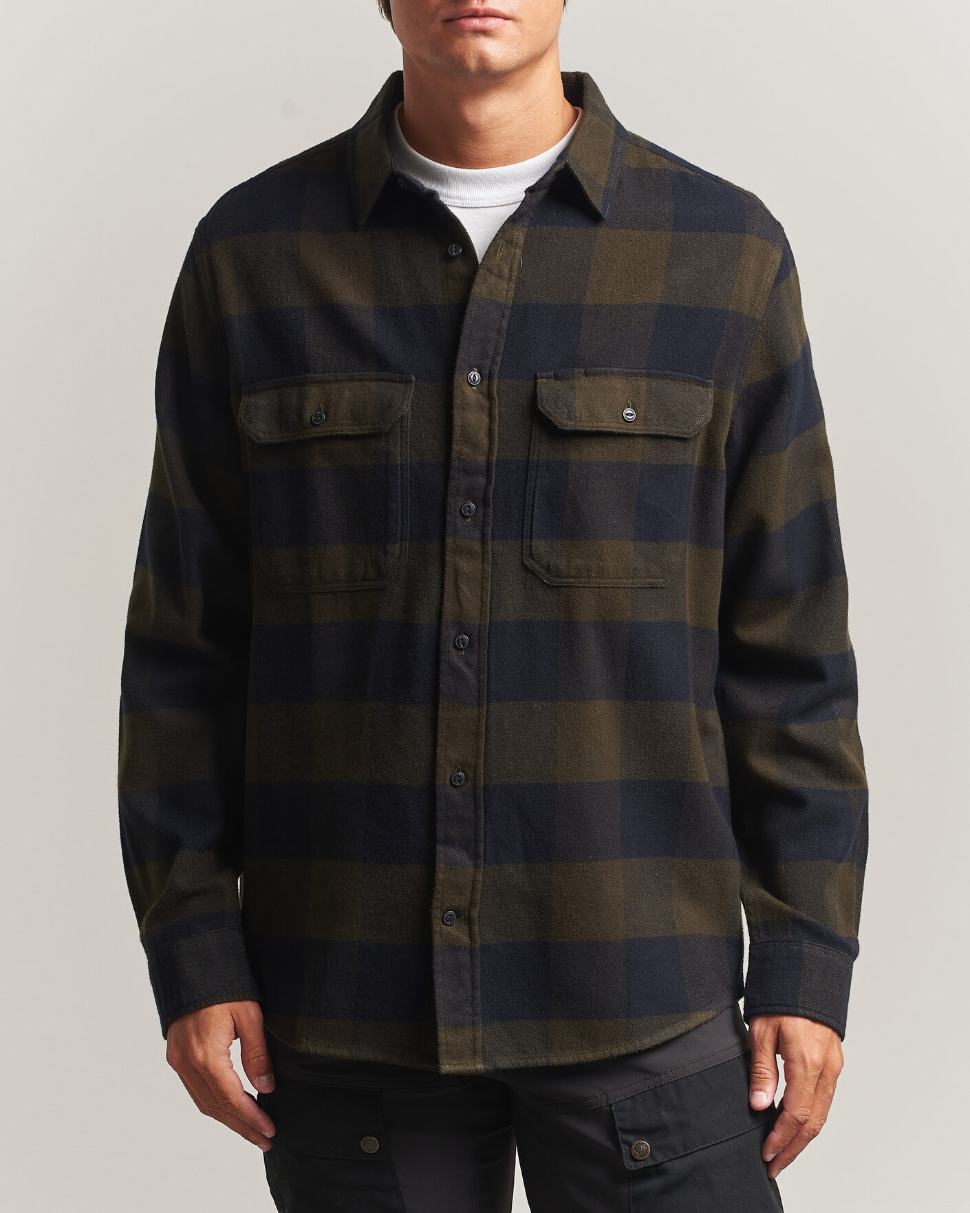 Men | Shirts | Fjällräven | Övik Heavy Flannel Shirt Deep Forest