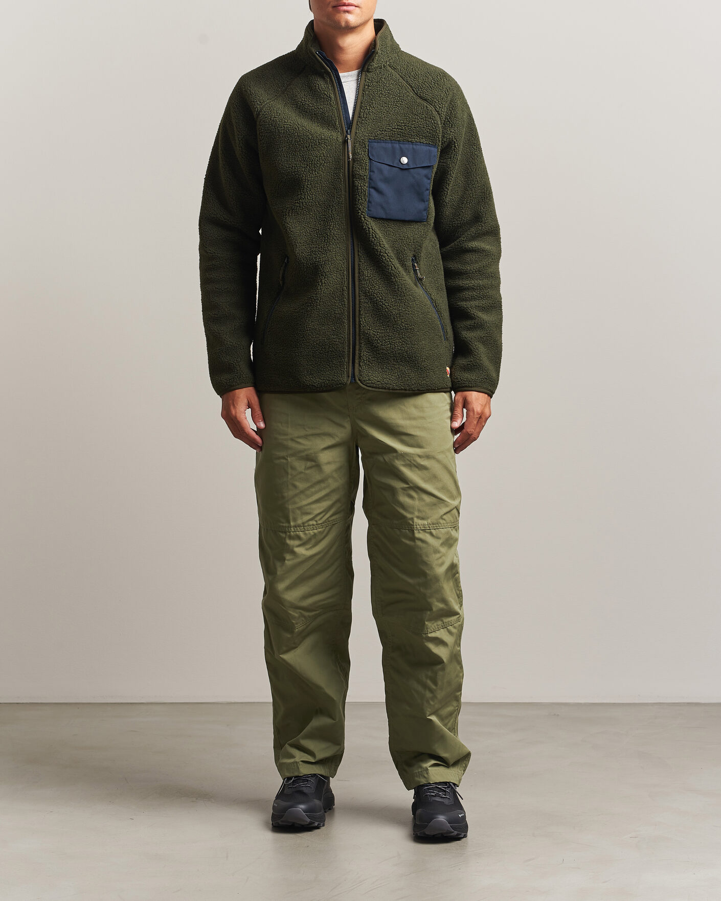 Men | Trousers | Fjällräven | Vardag Relaxed Trousers Green