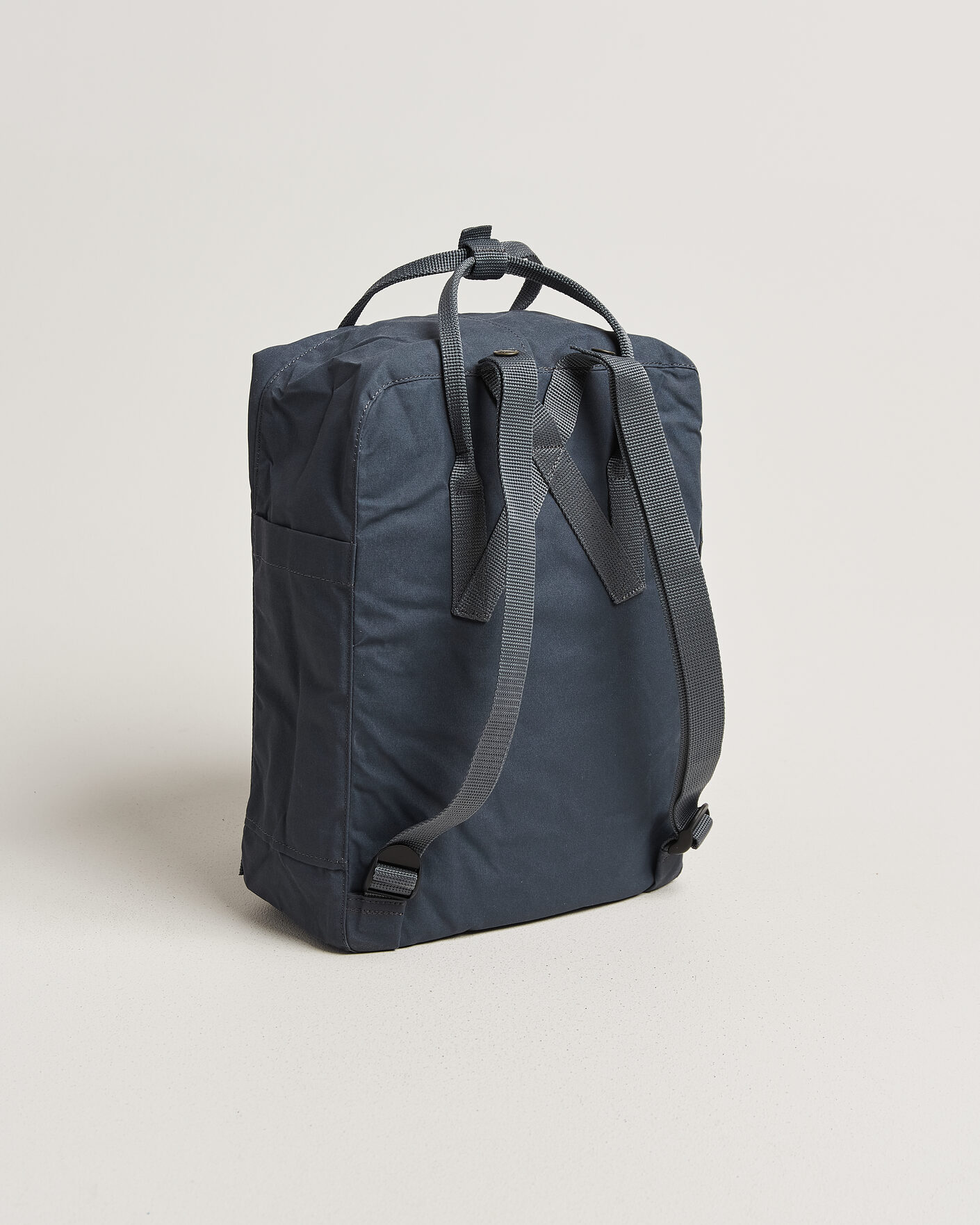 Men | Bags | Fjällräven | Kånken Graphite