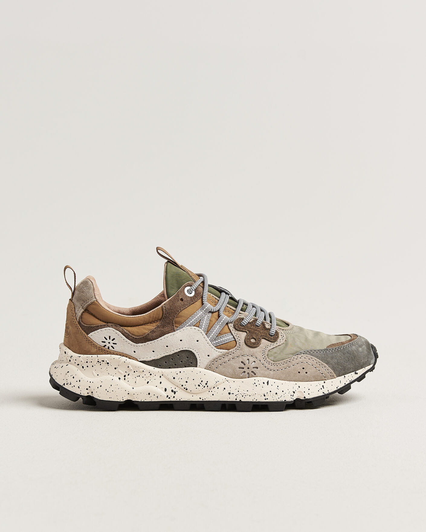Men | Sneakers | Flower Mountain | Yamano 3 Suede/Nylon Sneaker Grey/Onion
