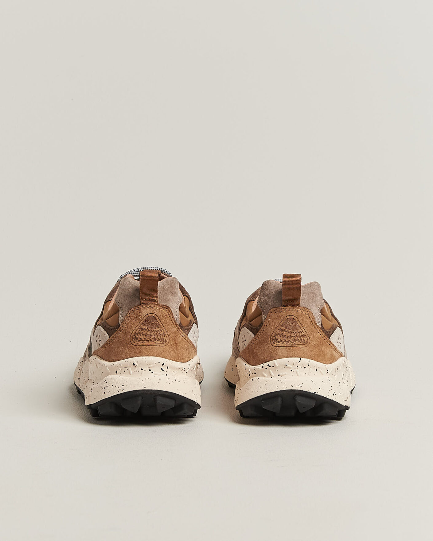 Men | Sneakers | Flower Mountain | Yamano 3 Suede/Nylon Sneaker Grey/Onion