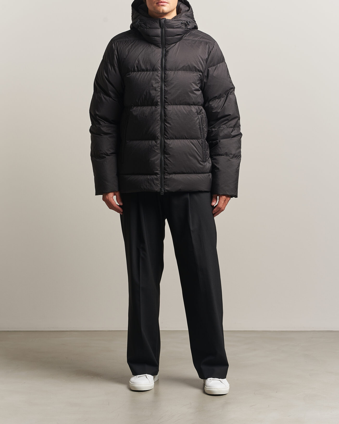 Men | Coats & Jackets | J.Lindeberg | Daryl Crinkle Down Jacket Black