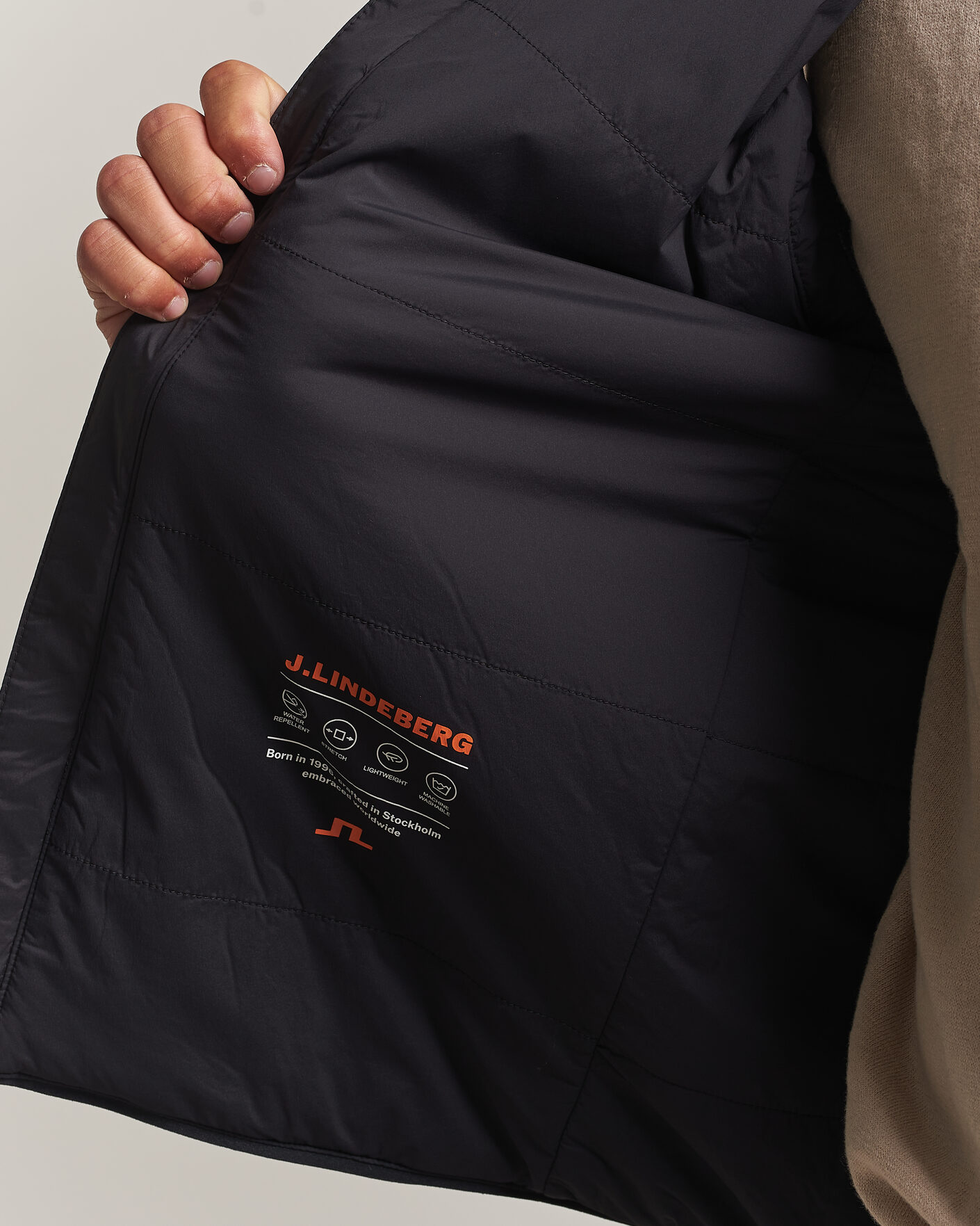 Men | Gilets | J.Lindeberg | Clinton Padded Vest Black