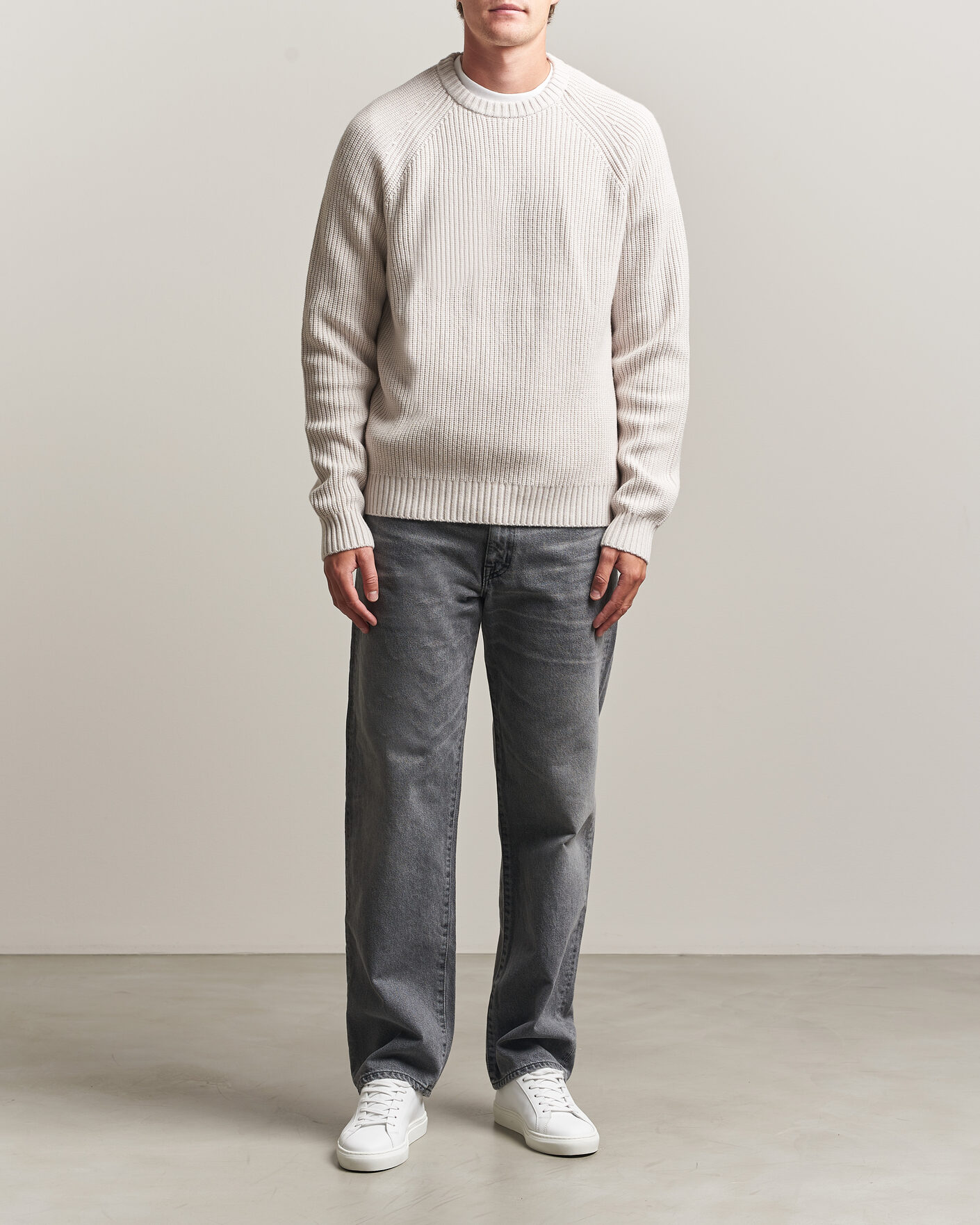 Men | Sweaters & Knitwear | J.Lindeberg | Hallow Wool Blend Knitted Sweater Moonbeam
