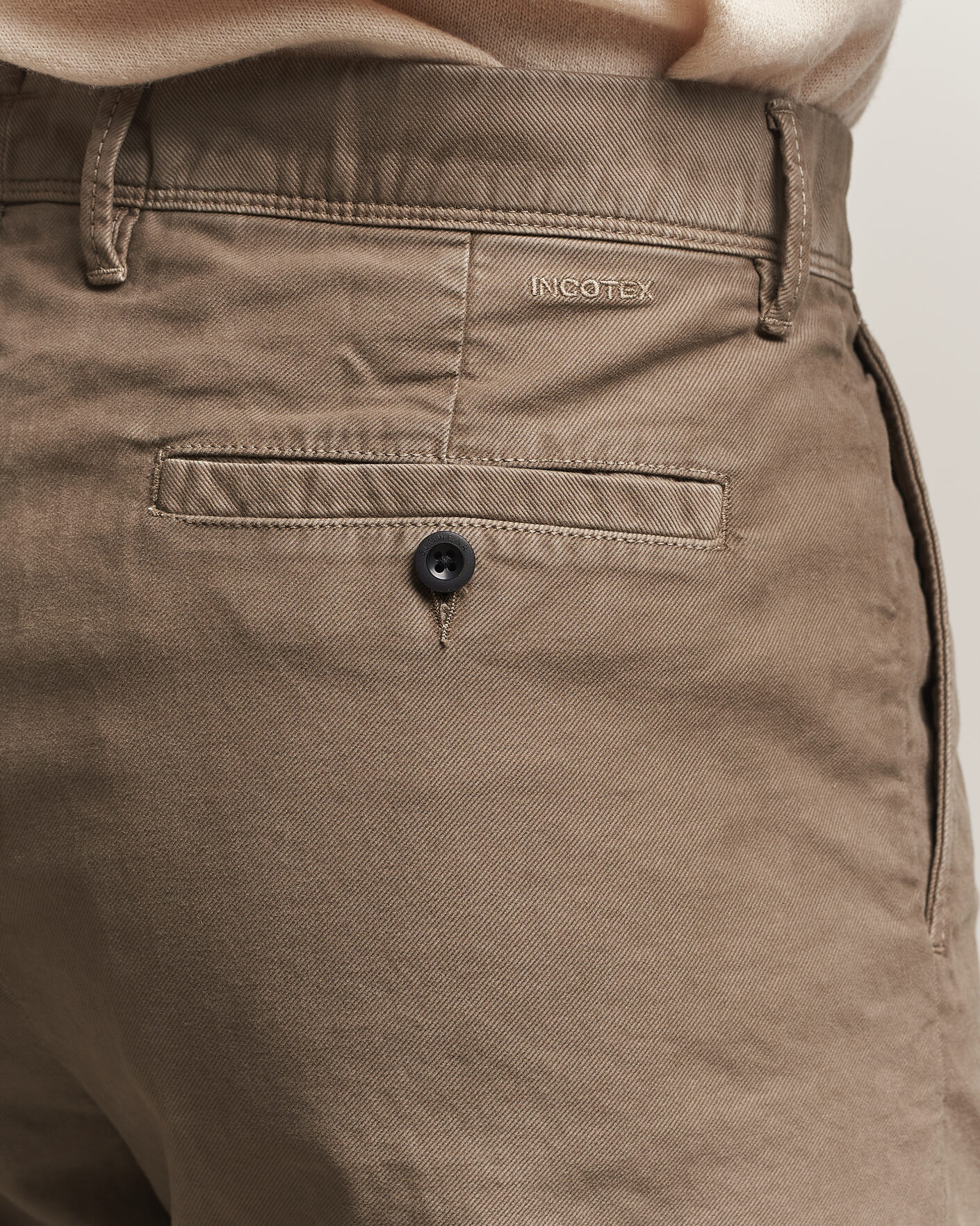 Men | Trousers | Incotex | Regular Fit Garment Dyed Slacks Taupe