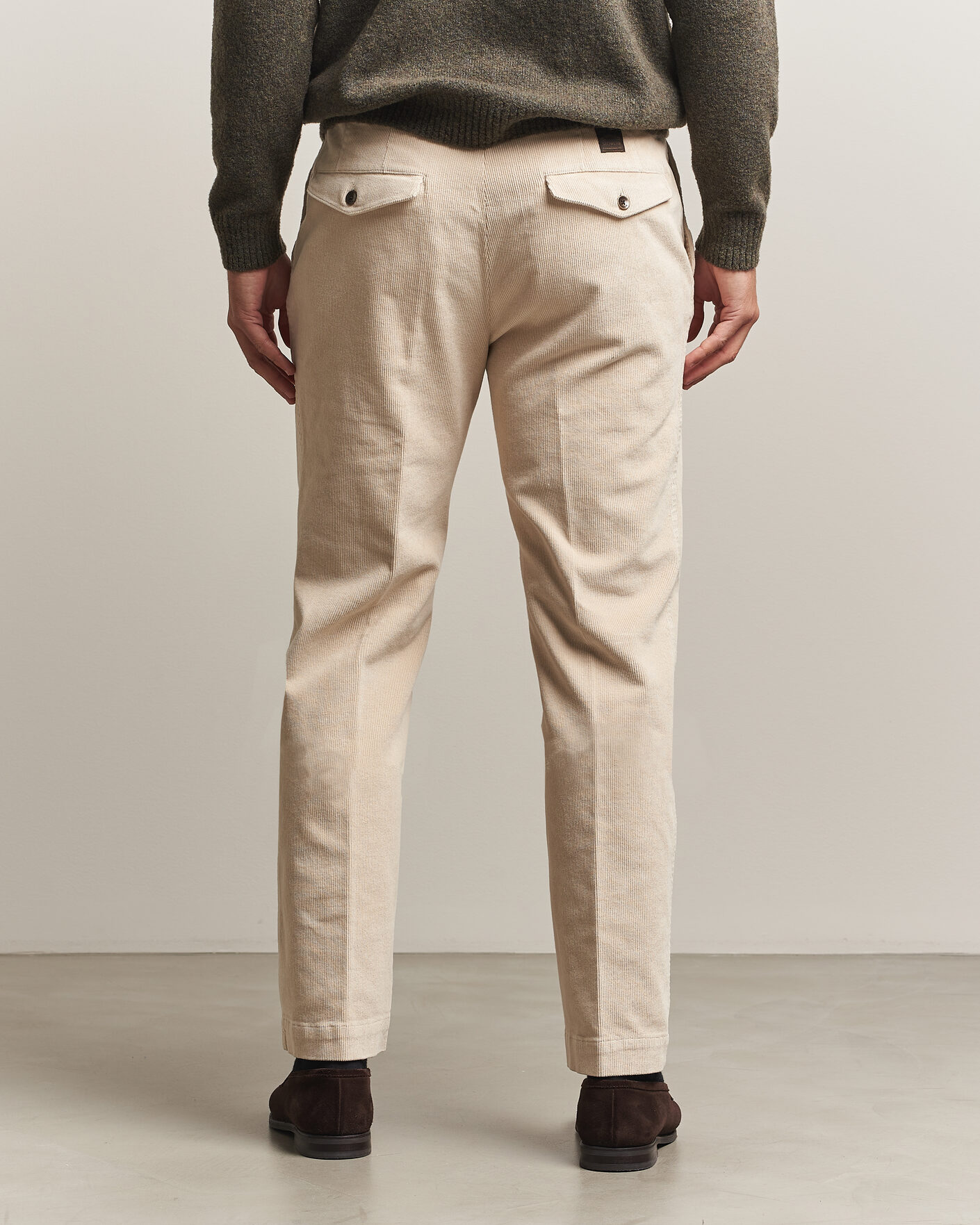 Men | Trousers | Incotex | Regular Fit Washed Corduroy Slacks Off White