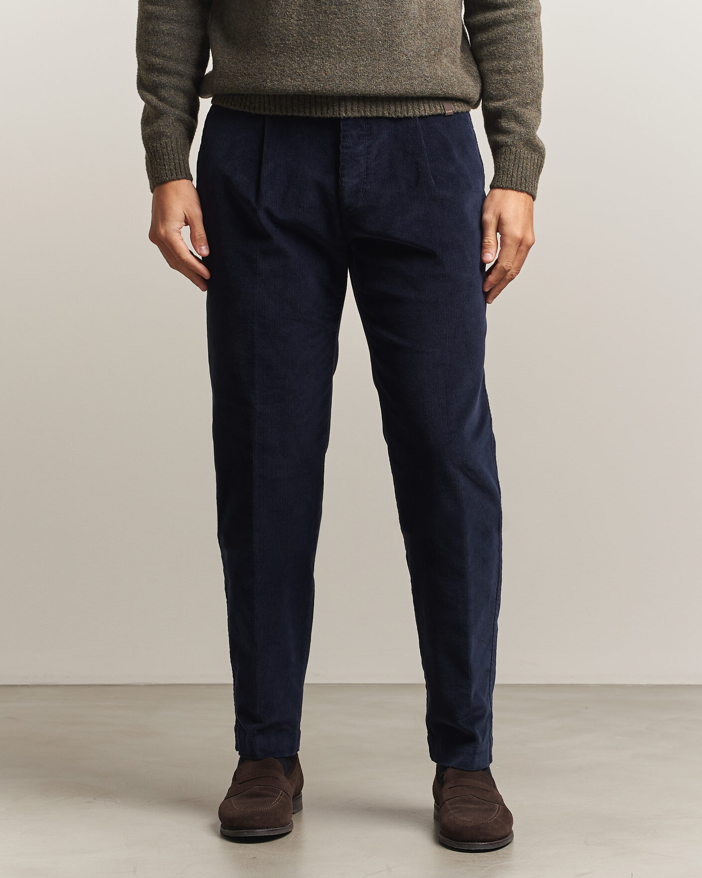 Men | Trousers | Incotex | Regular Fit Washed Corduroy Slacks Navy