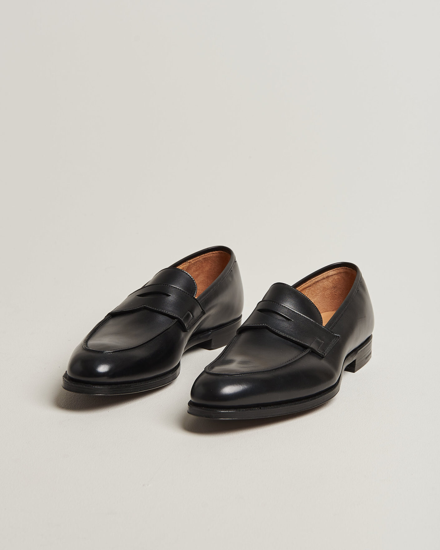 Men | Loafers | Crockett & Jones | Crawford Handgrade Penny Loafer Black Calf