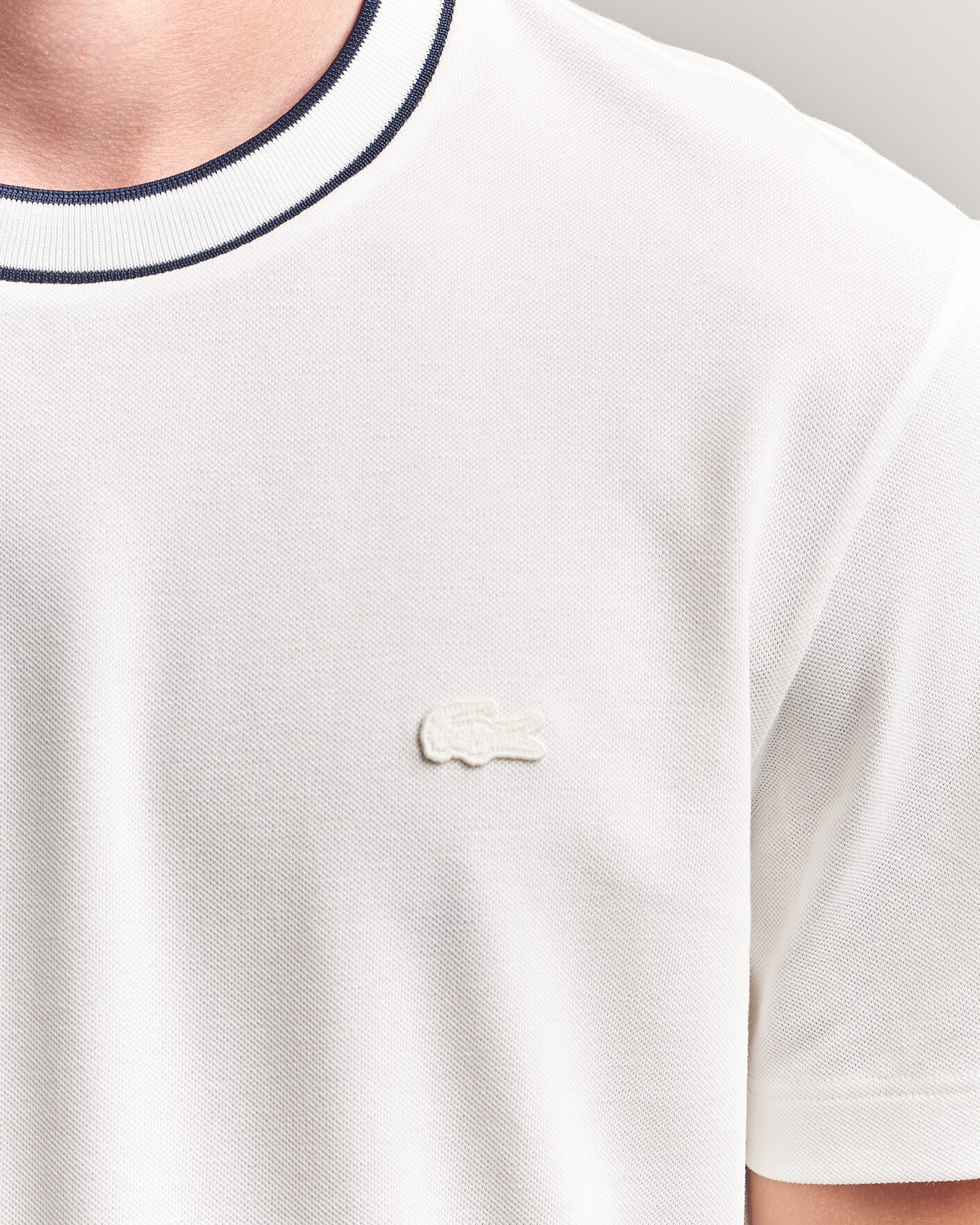 Men | T-Shirts | Lacoste | Contrast Rib Piqué T-Shirt Flour