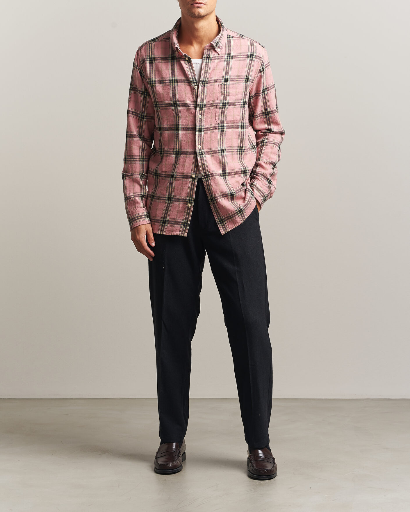 Men | Shirts | LES DEUX | Vintage Check Shirt India Ink