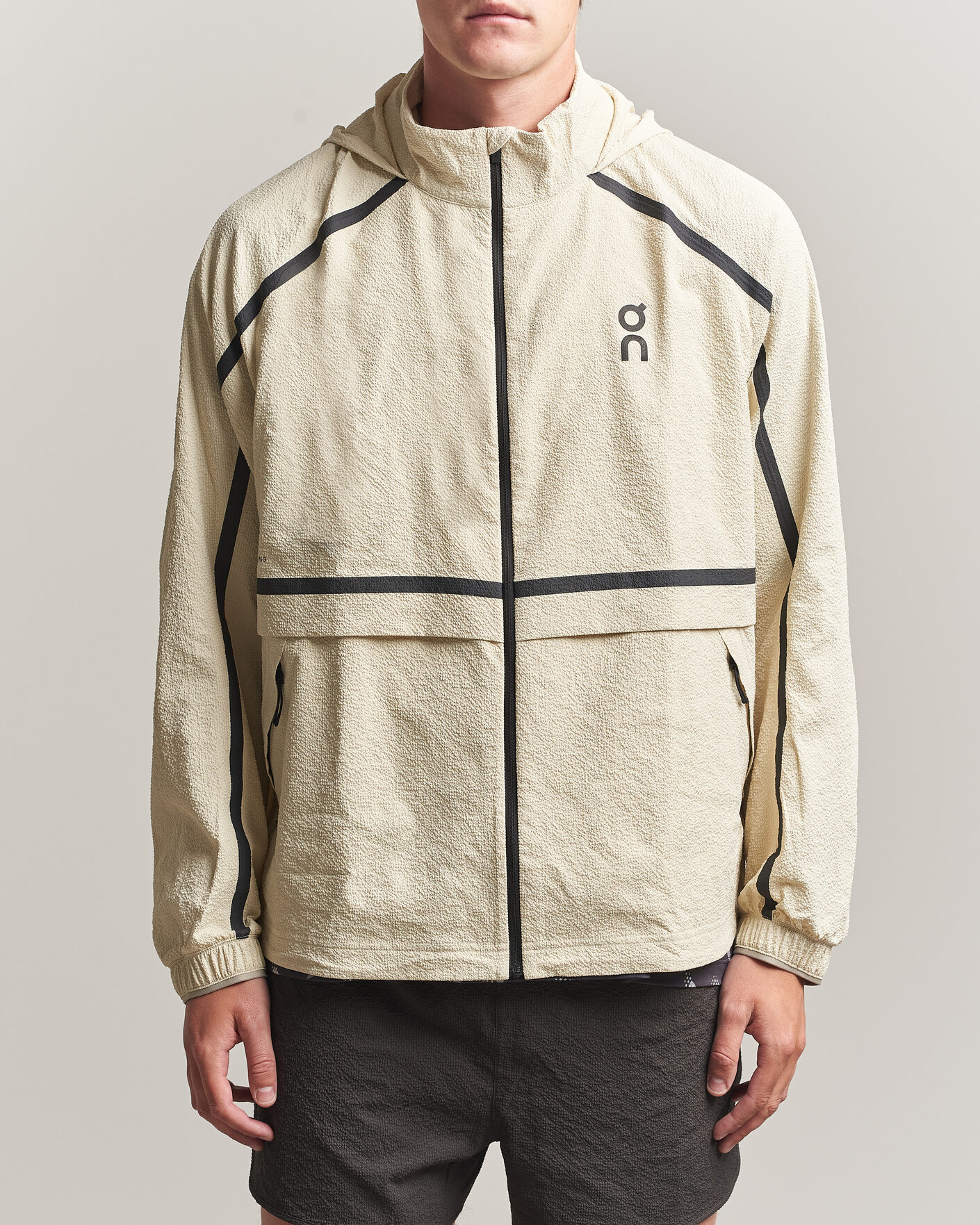 Men | Coats & Jackets | On | Performance Volt Jacket Hare