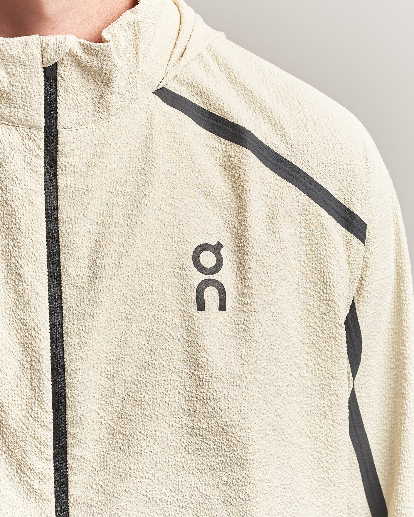 Men | Coats & Jackets | On | Performance Volt Jacket Hare