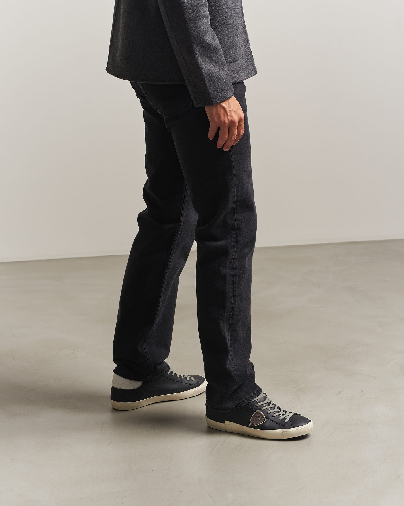 Men | Sneakers | Philippe Model | PRSX Low Top Suede Sneaker Black/White