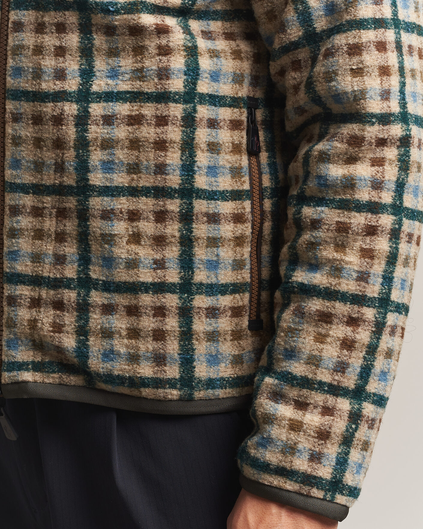 Men | Sweaters & Knitwear | Moncler Grenoble | Sherpa Zip Cardigan Beige/Green