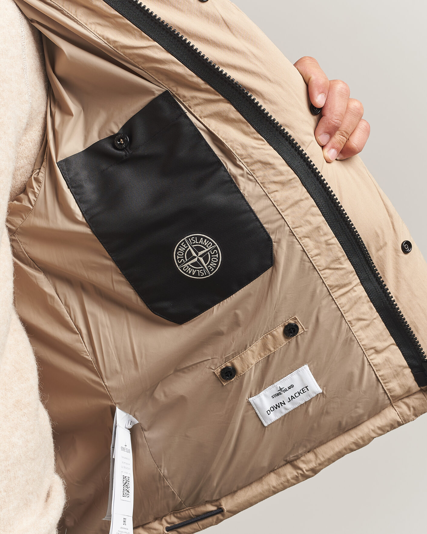 Men | Coats & Jackets | Stone Island | Cotton/Nylon Padded Down Jacket Biscuit