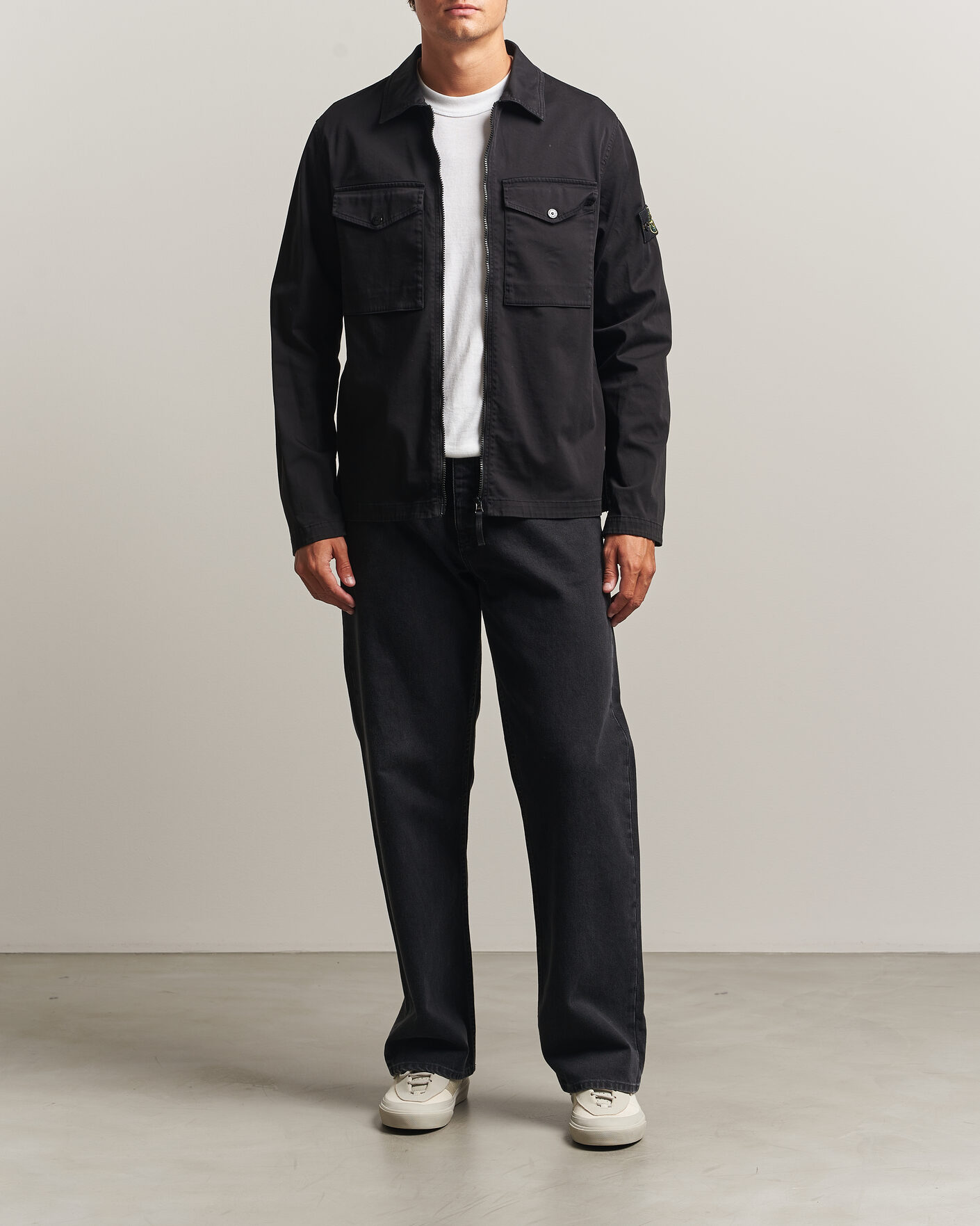 Men | Shirts | Stone Island | Organic Cotton Satin Stretch Zip Overshirt Black