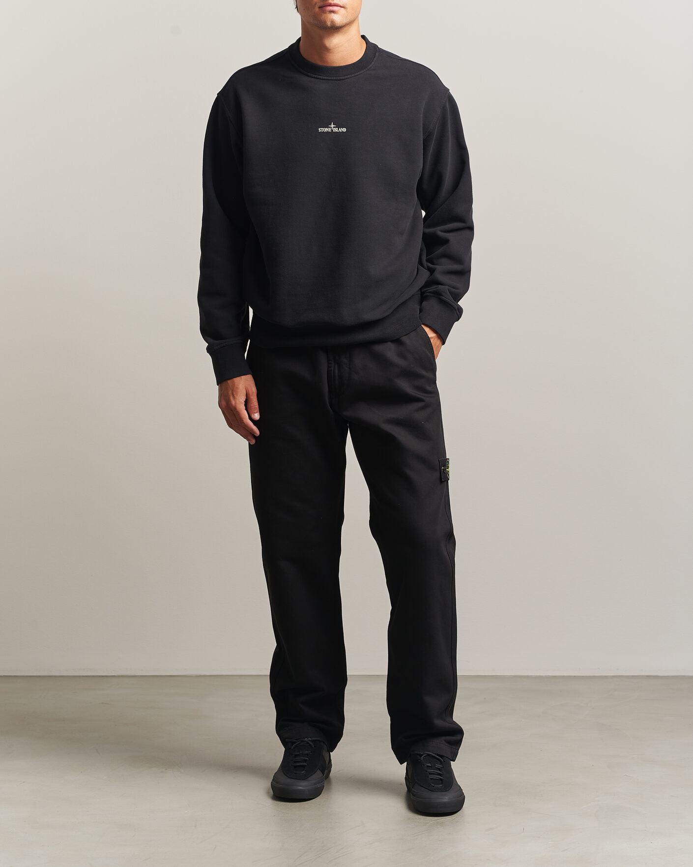 Men | Sweaters & Knitwear | Stone Island | Cotton Fleece Blurred Compas Print Sweatshirt Black
