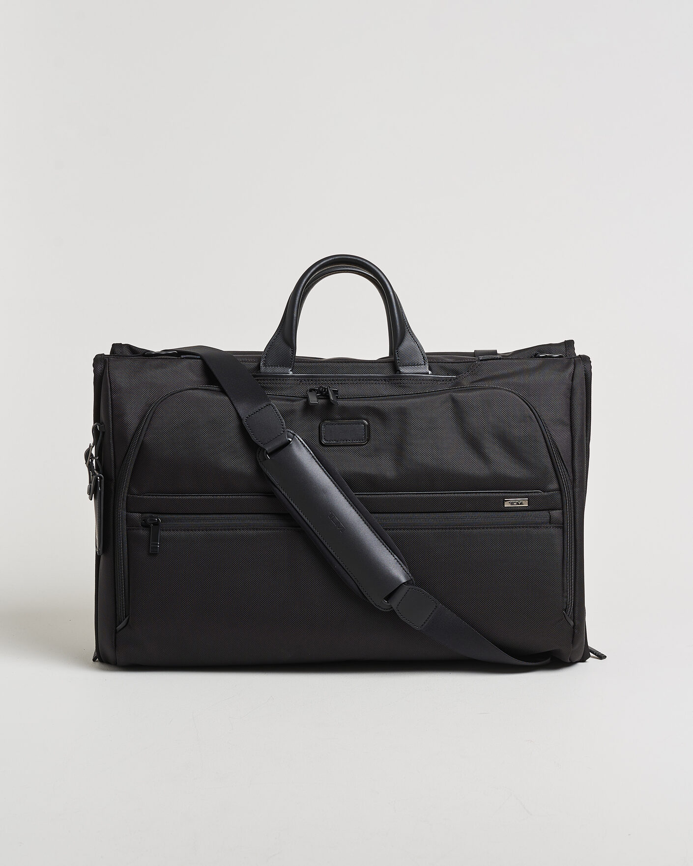 Men | Bags | TUMI | Alpha Garment Tri-Fold Carry On Black